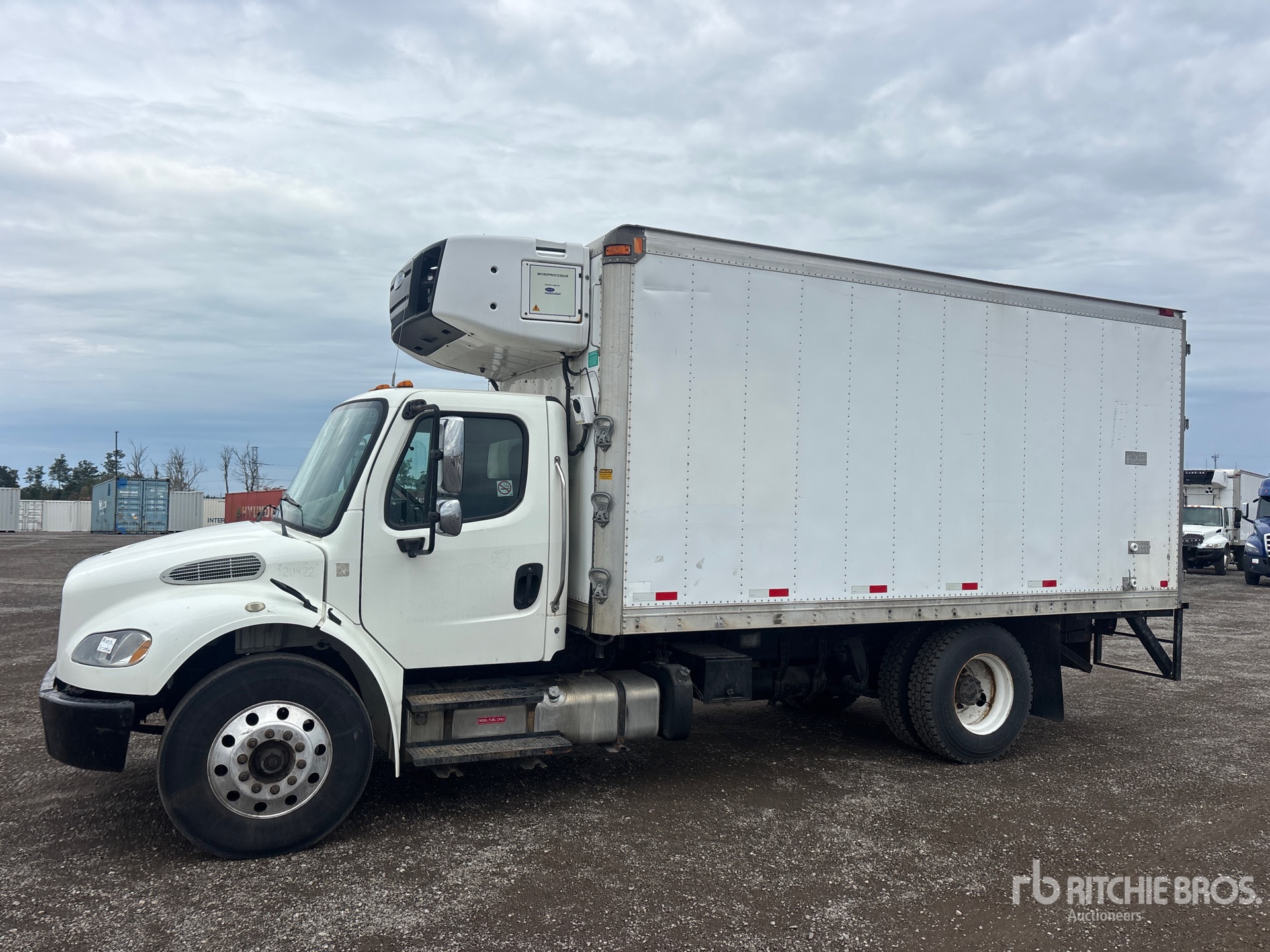Photo of 2015 Freightliner M2 106