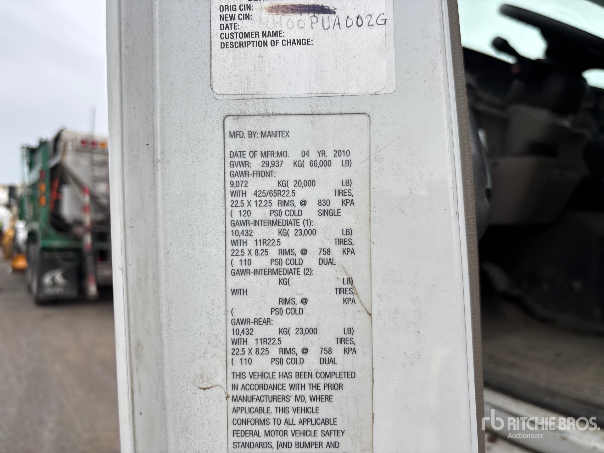 2009 Sterling L9500