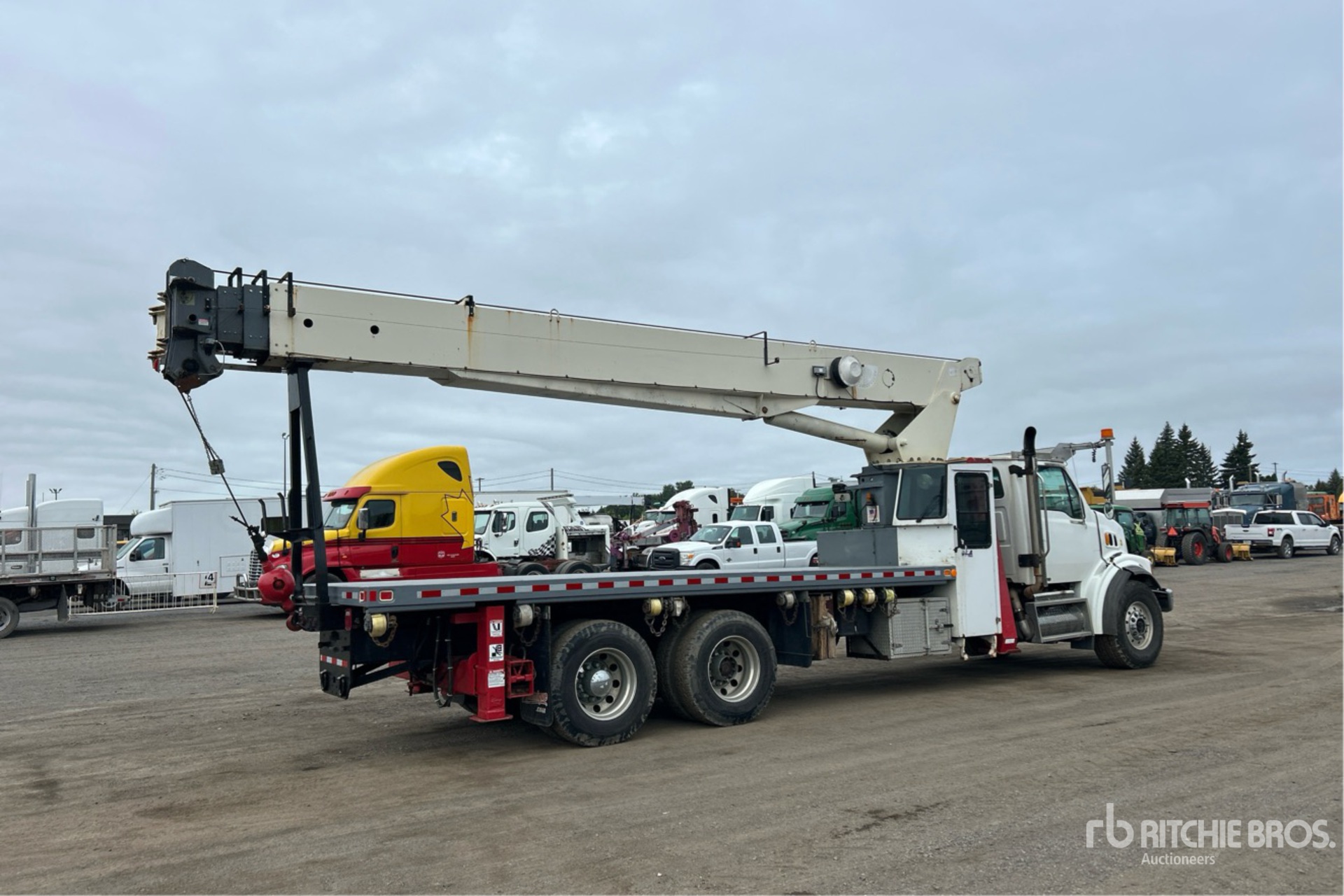 2008 Sterling L7500