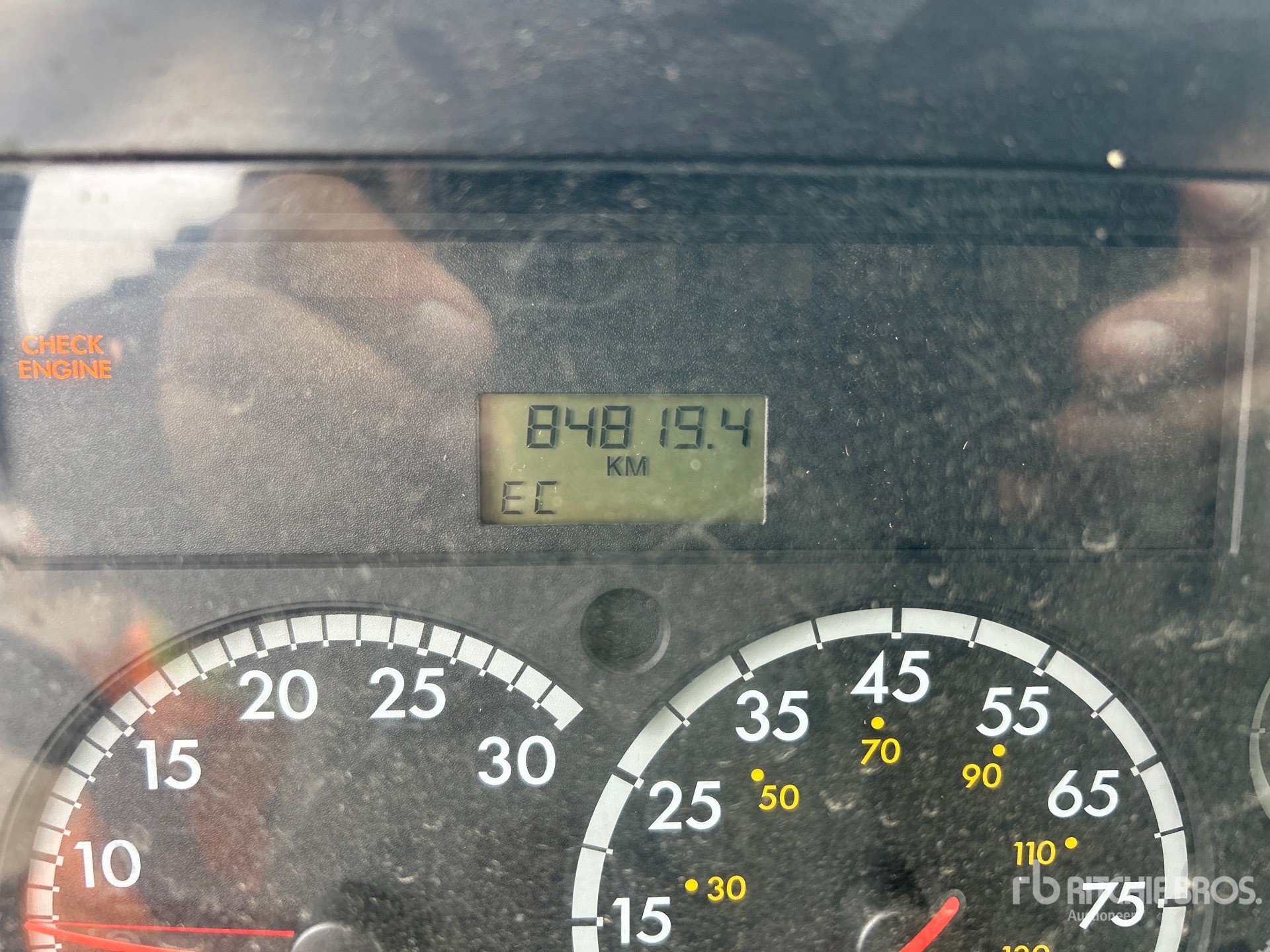 2008 Sterling L7500