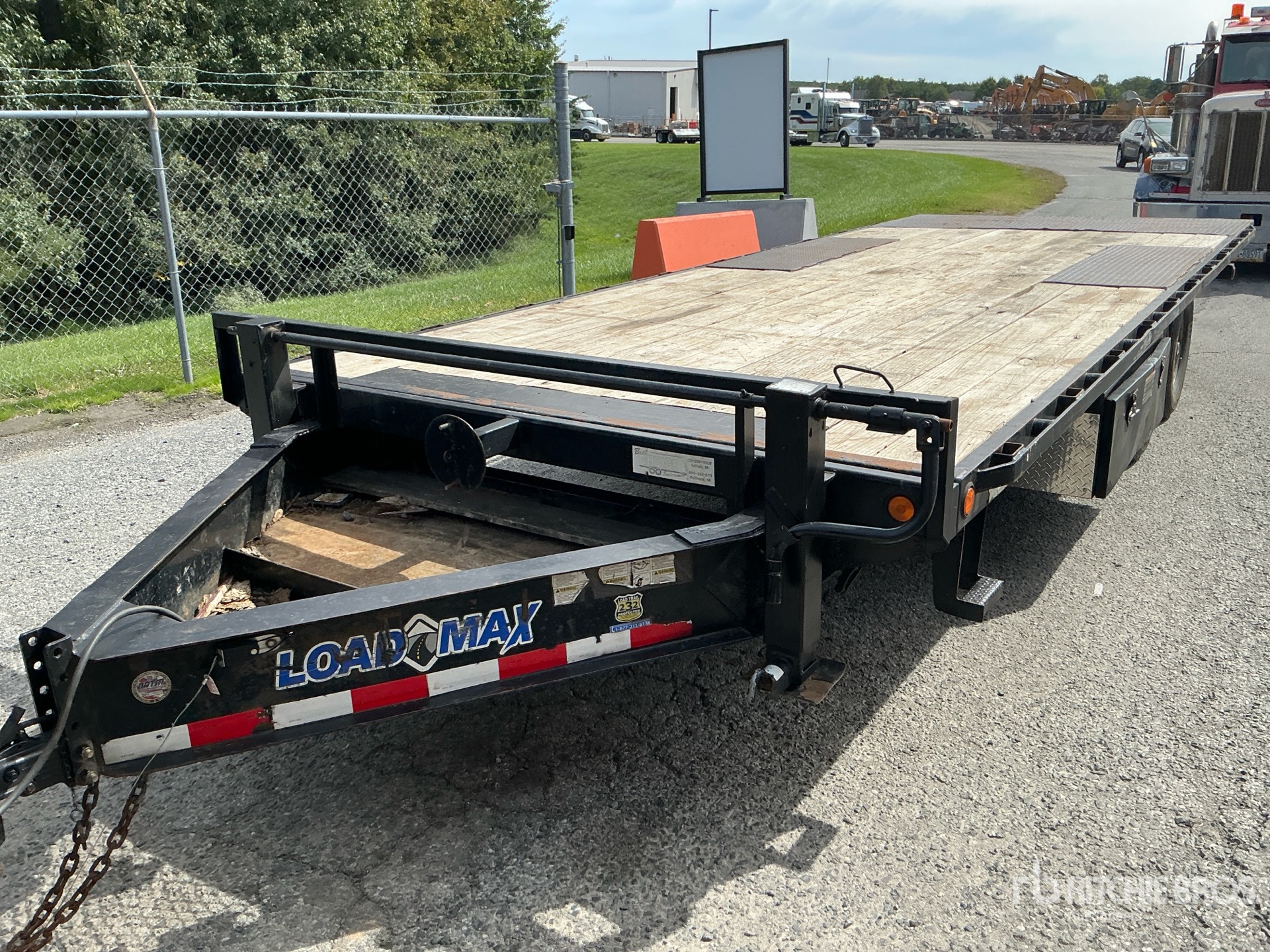 2015 Load Trail 22 ft T/A
