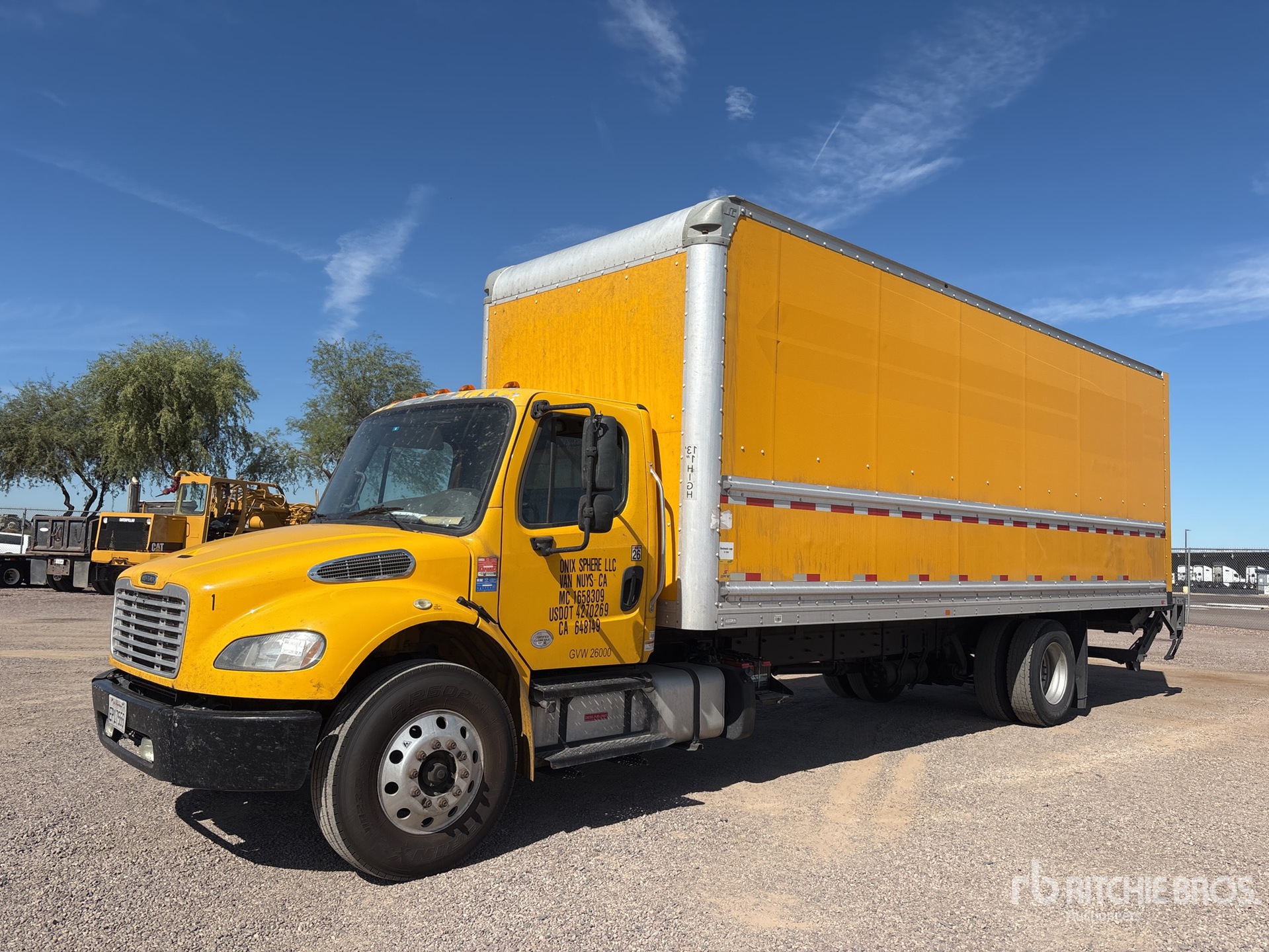 2018 Freightliner M2106