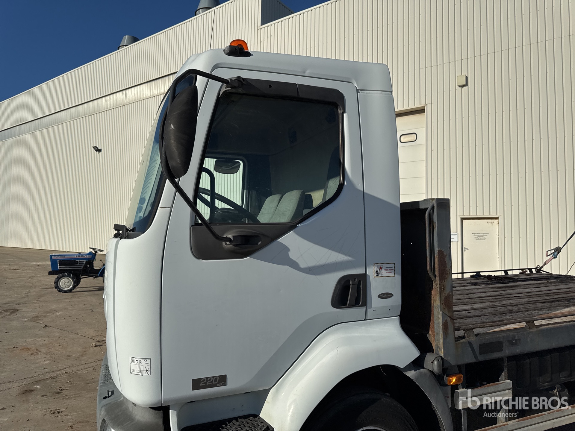 2005 Renault MIDLUM 220 DCI