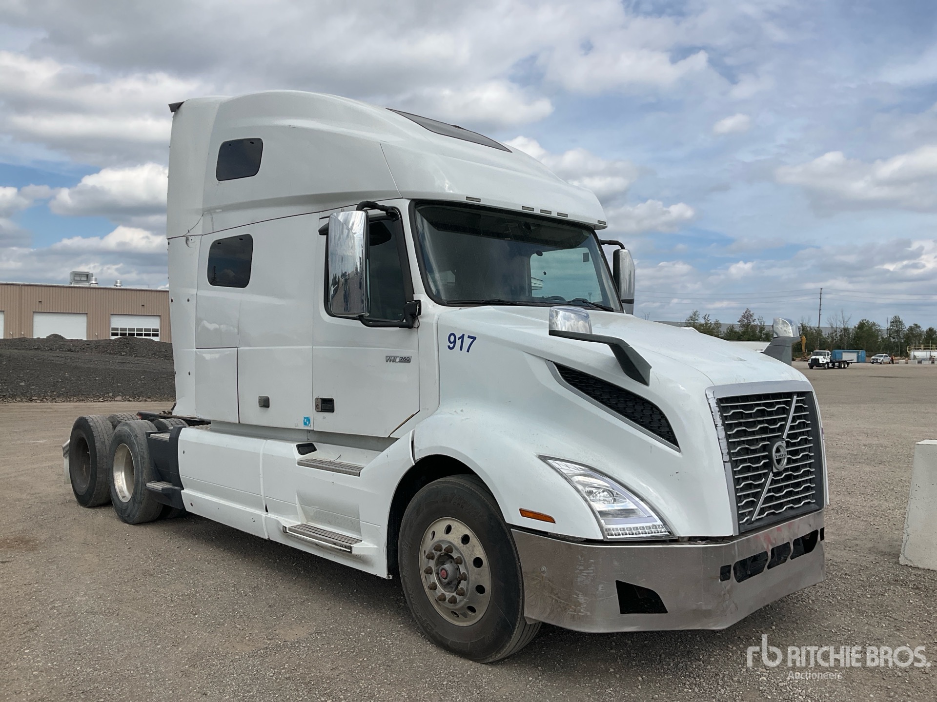 2020 Volvo VNL