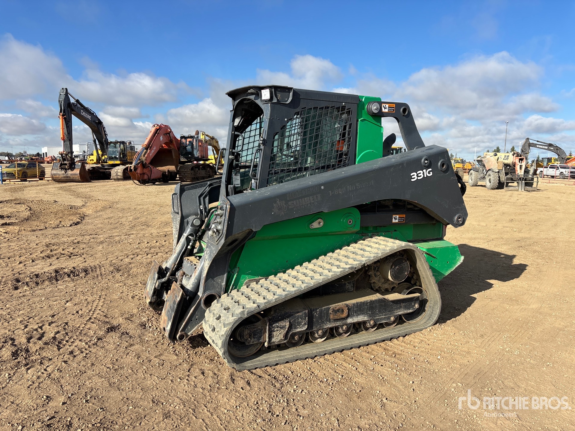 Photo of 2018 John Deere 331G