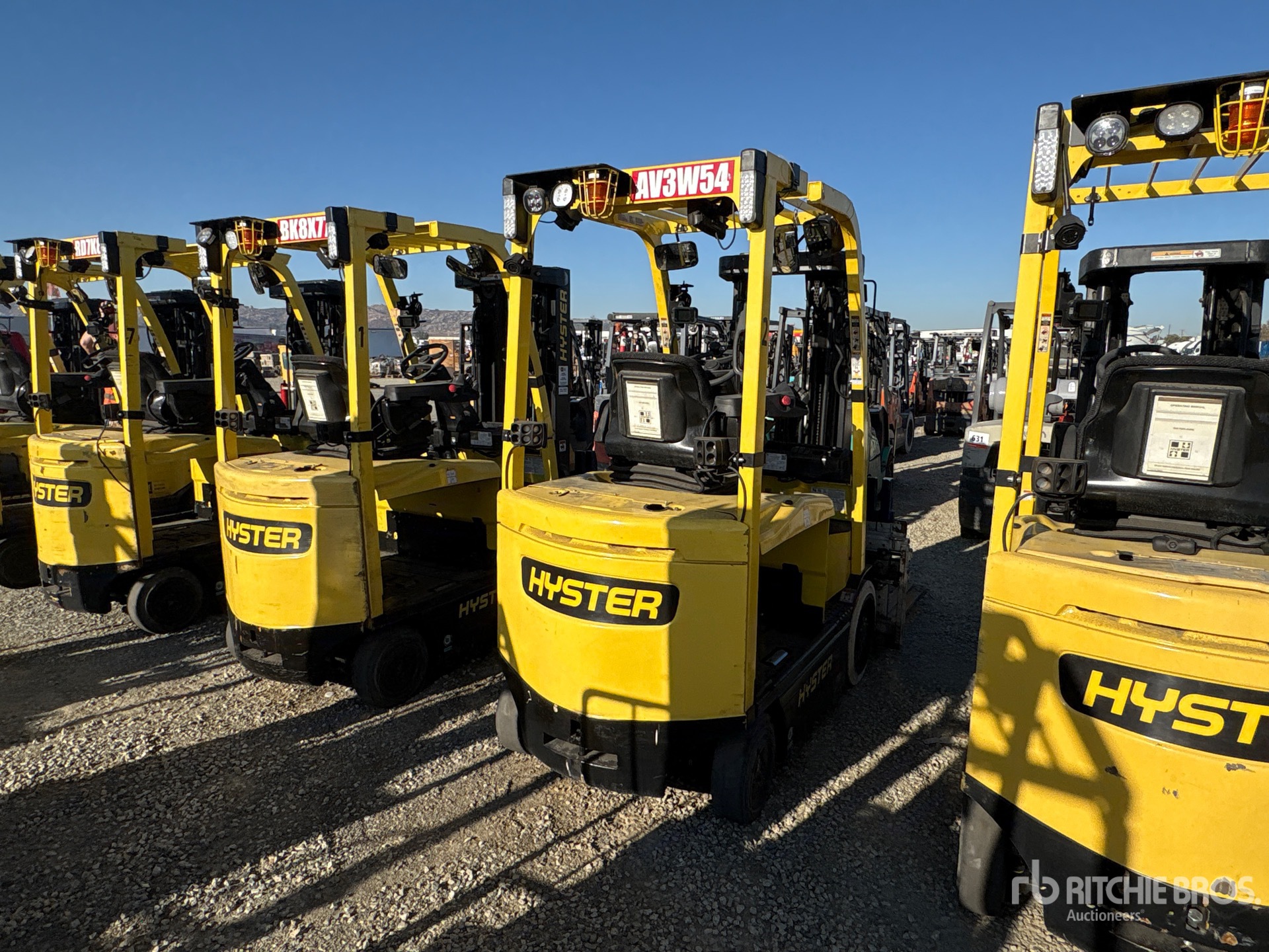 2021 Yale E50XN-33