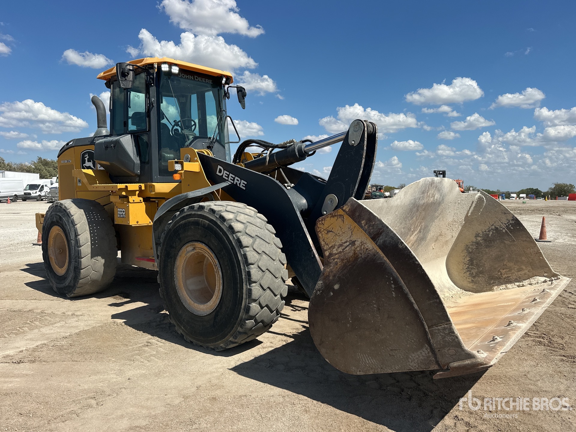 2020 John Deere 644L