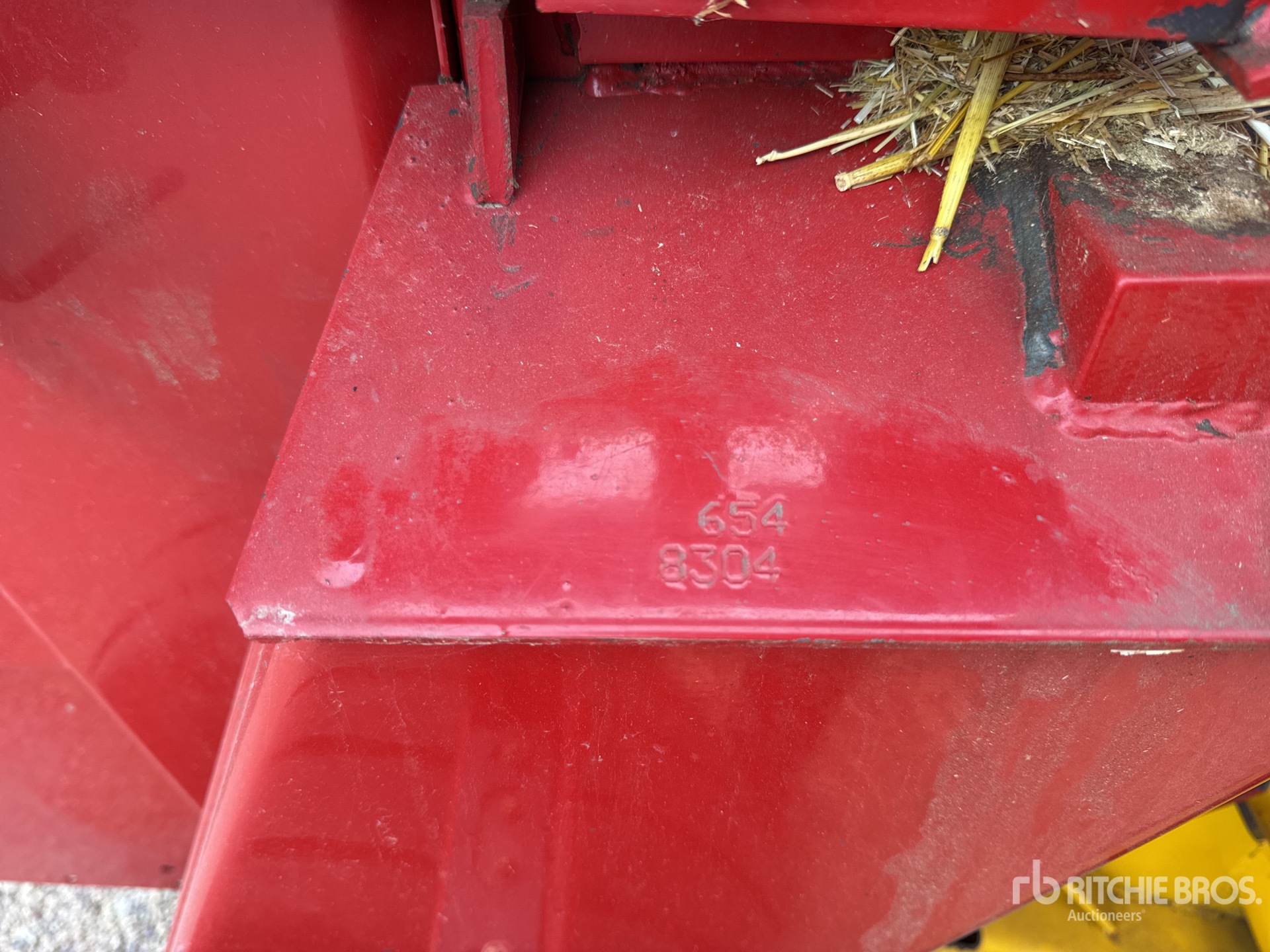2002 New Holland 658