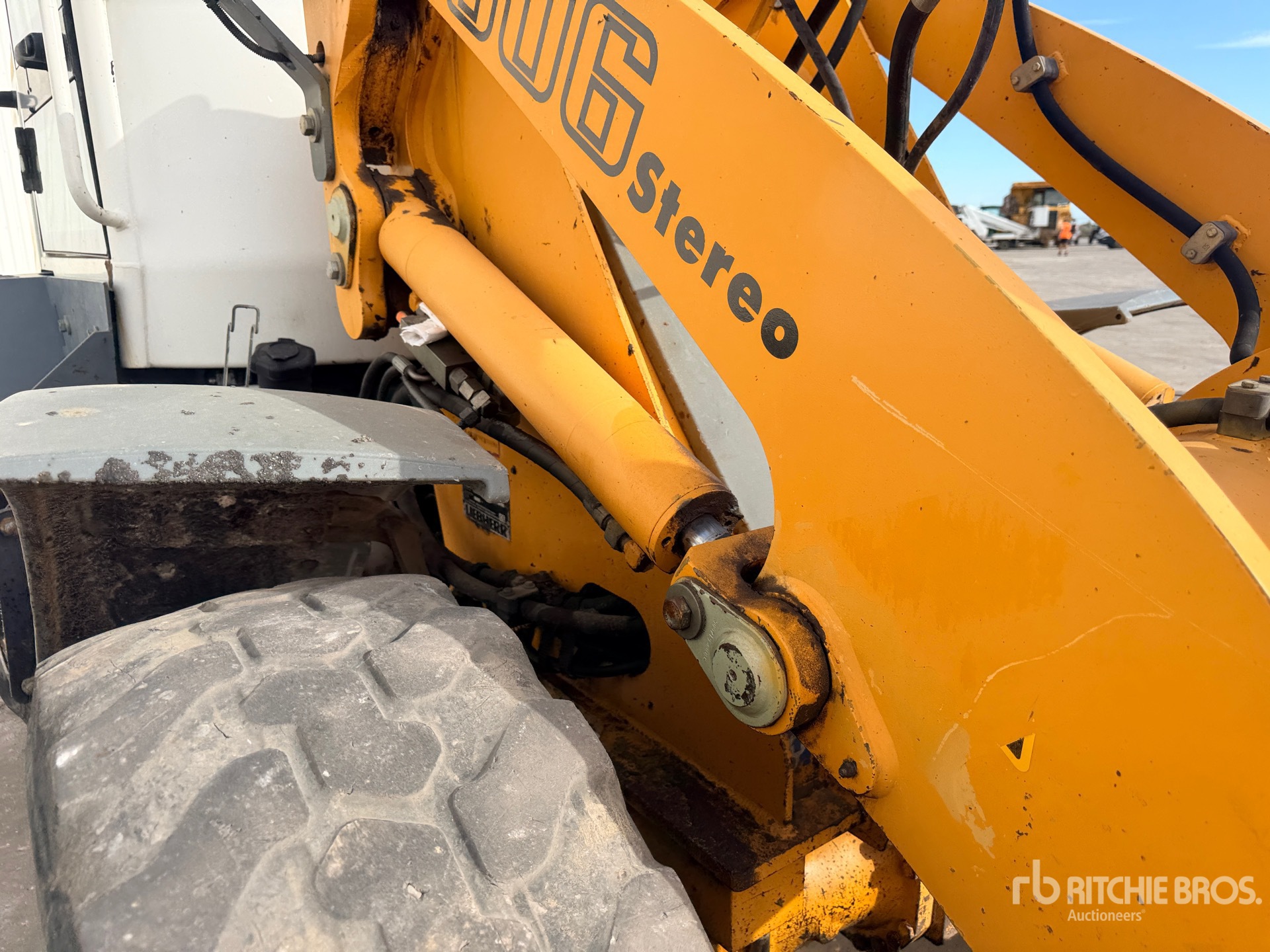 2007 Liebherr L506