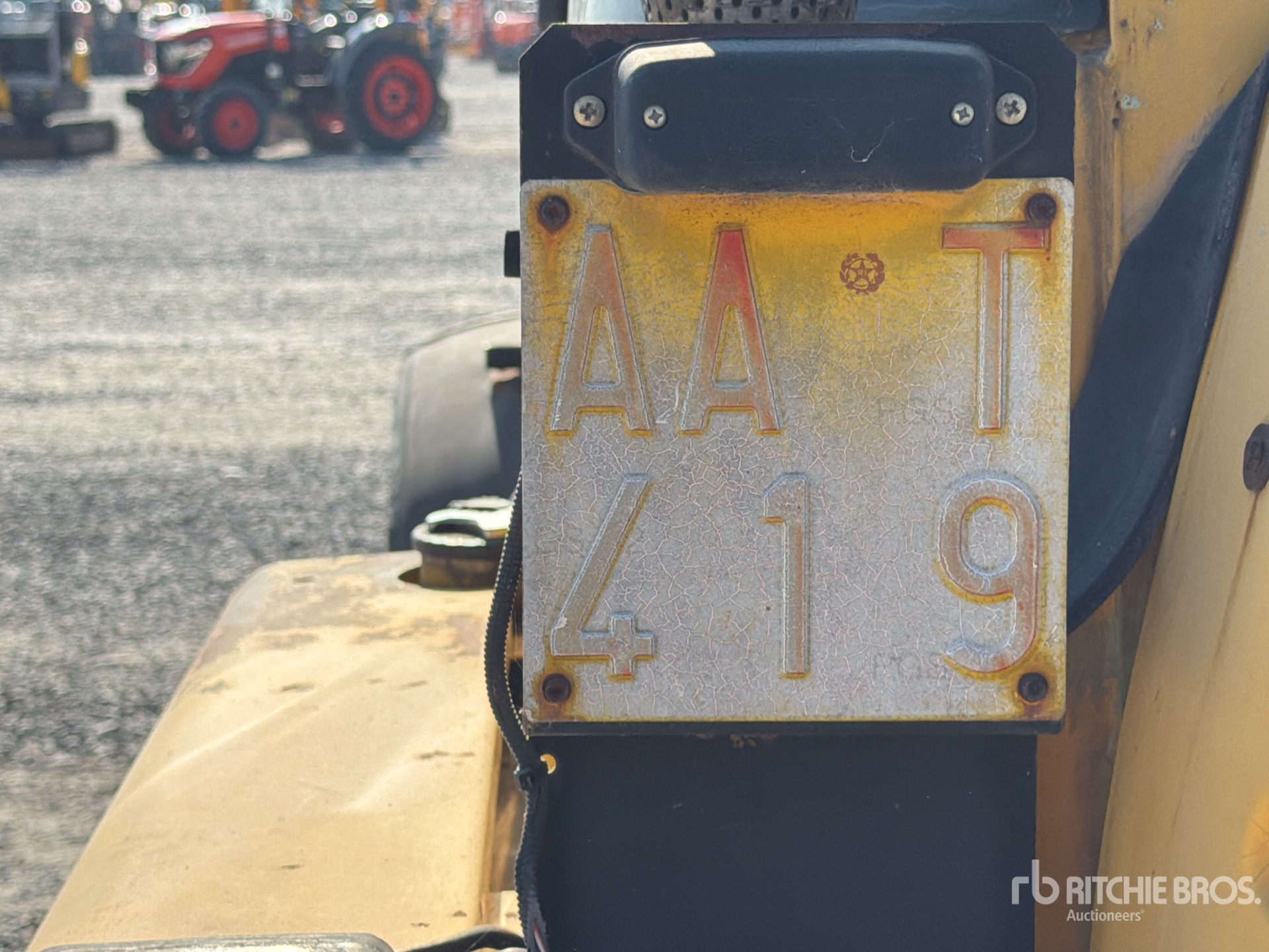 1997 Komatsu WB70A