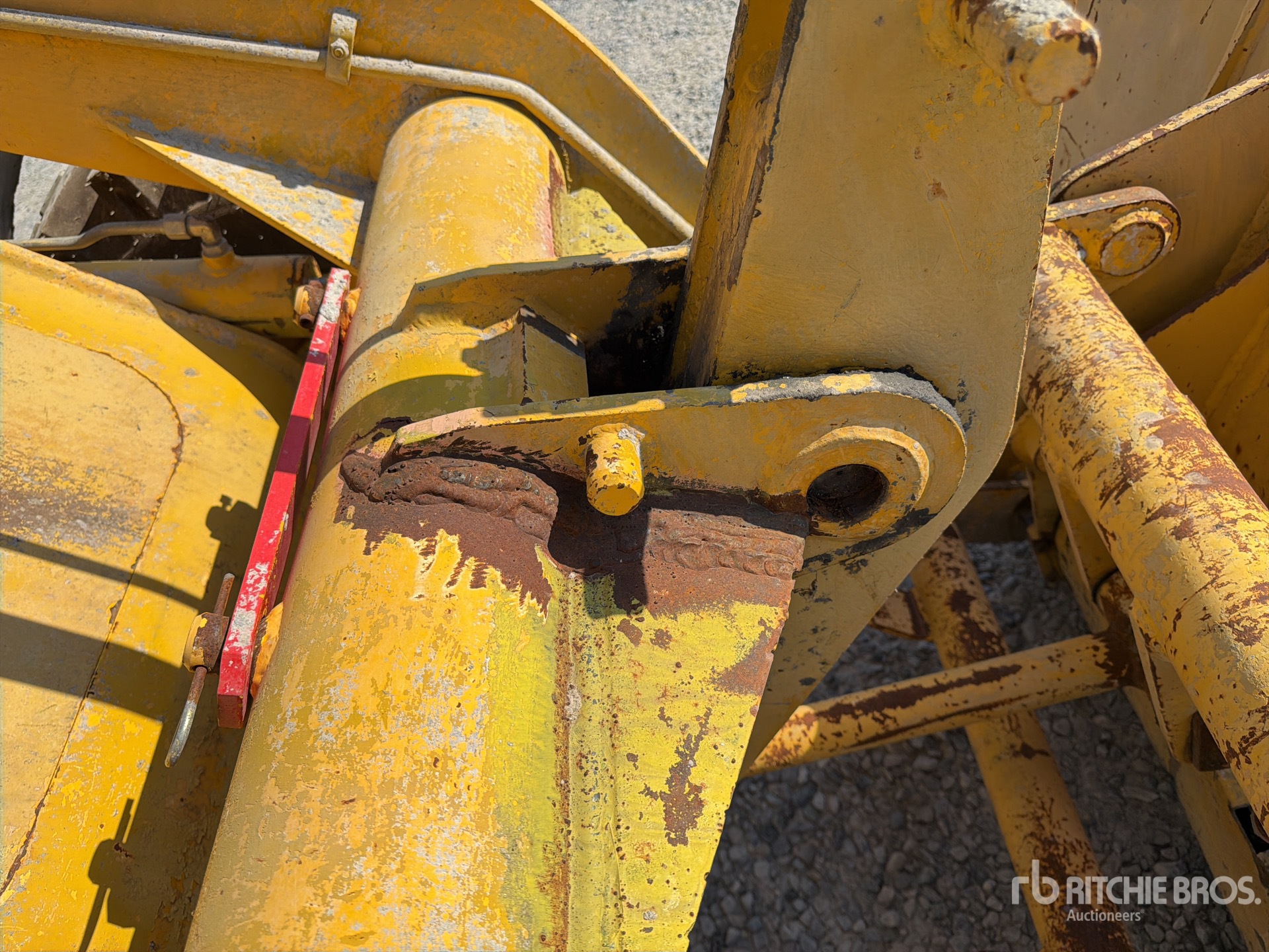 1997 Komatsu WB70A