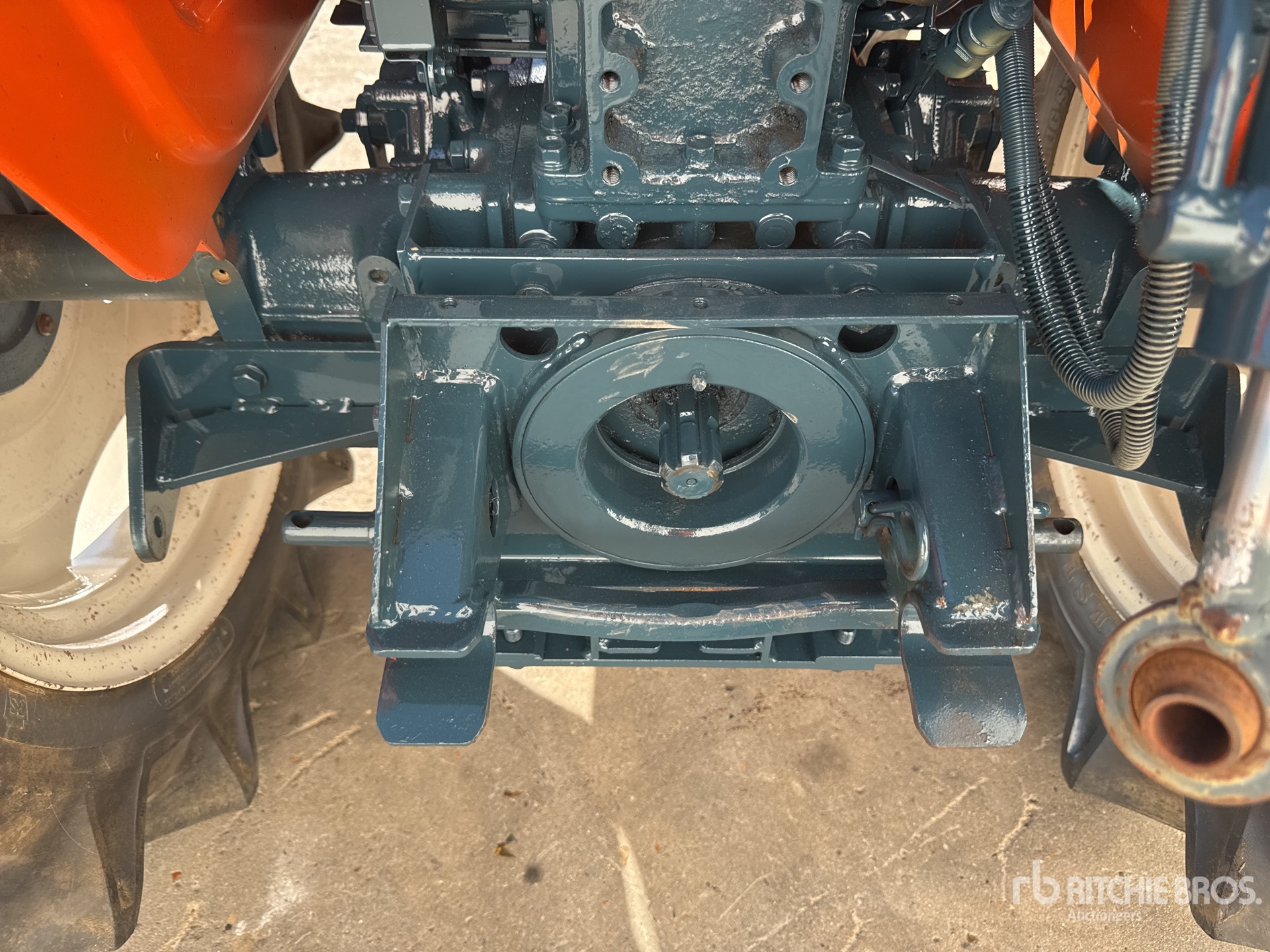 Kubota B1-16