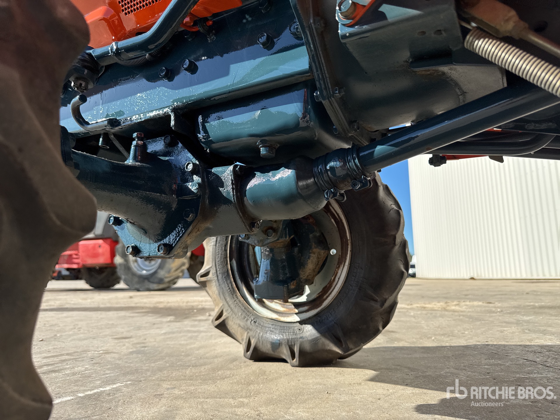 Kubota B1-16