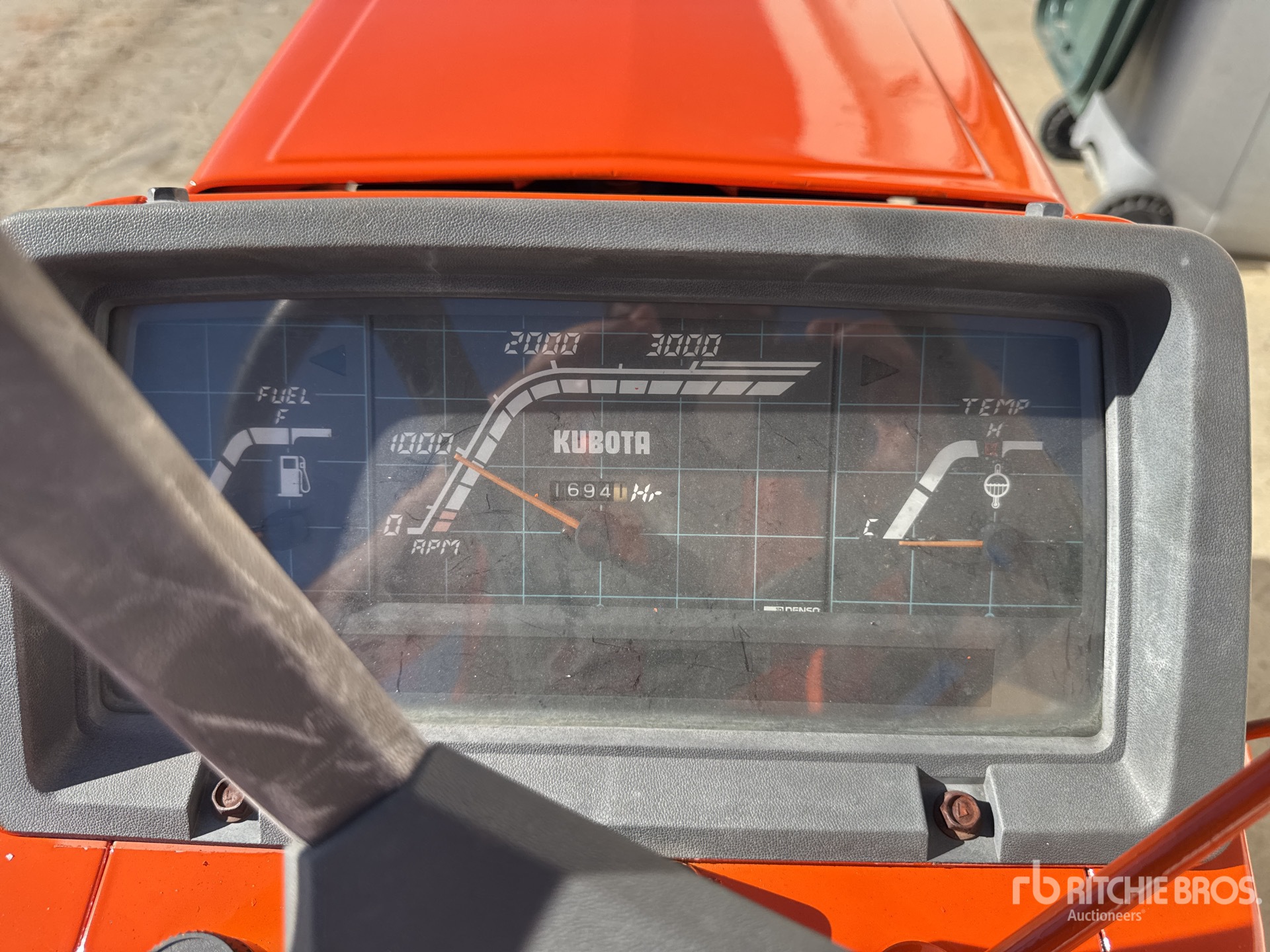 Kubota B1-16