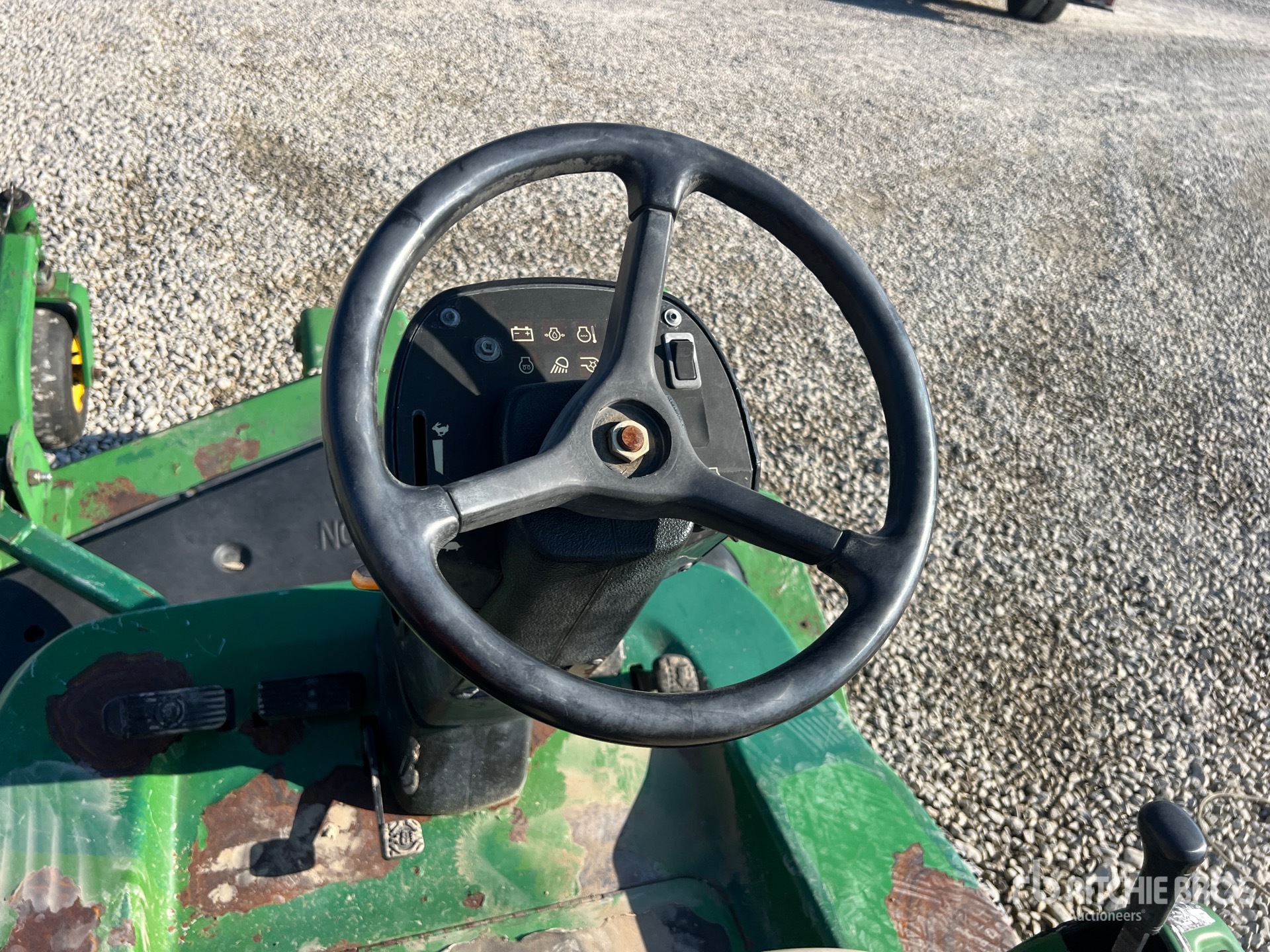 John Deere 1435