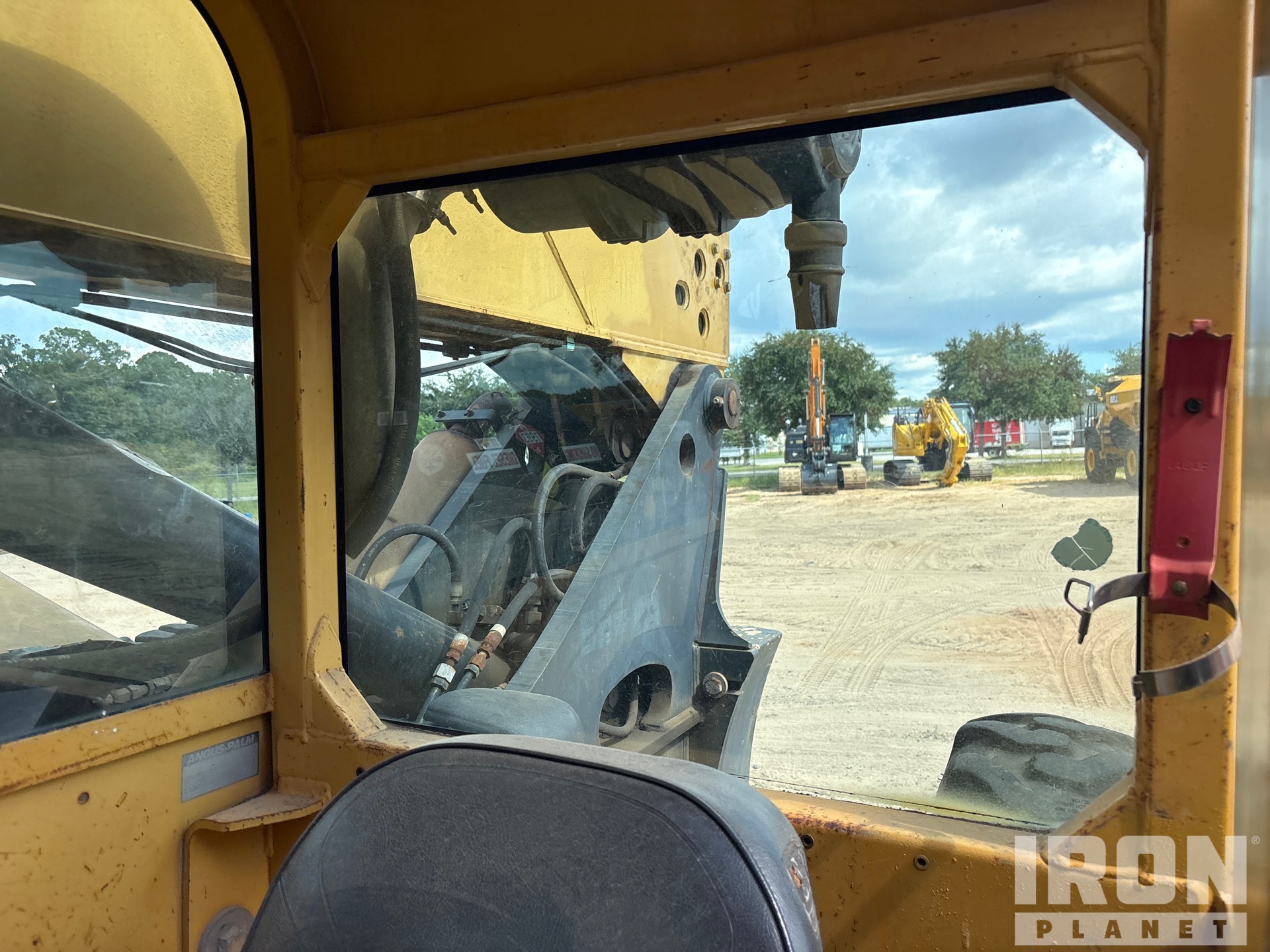 2007 Caterpillar TL642