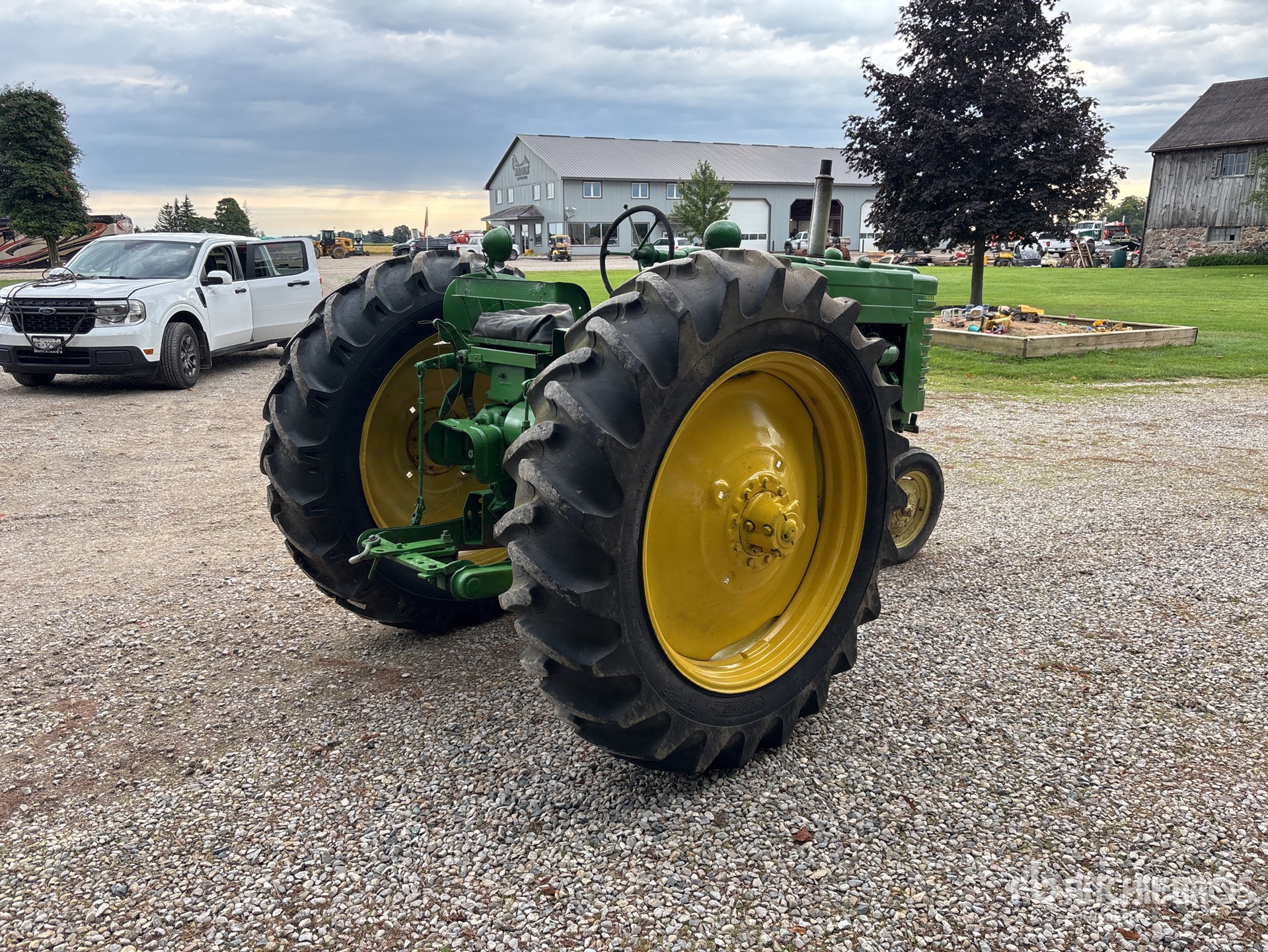John Deere 2WD NARROW FRONT
