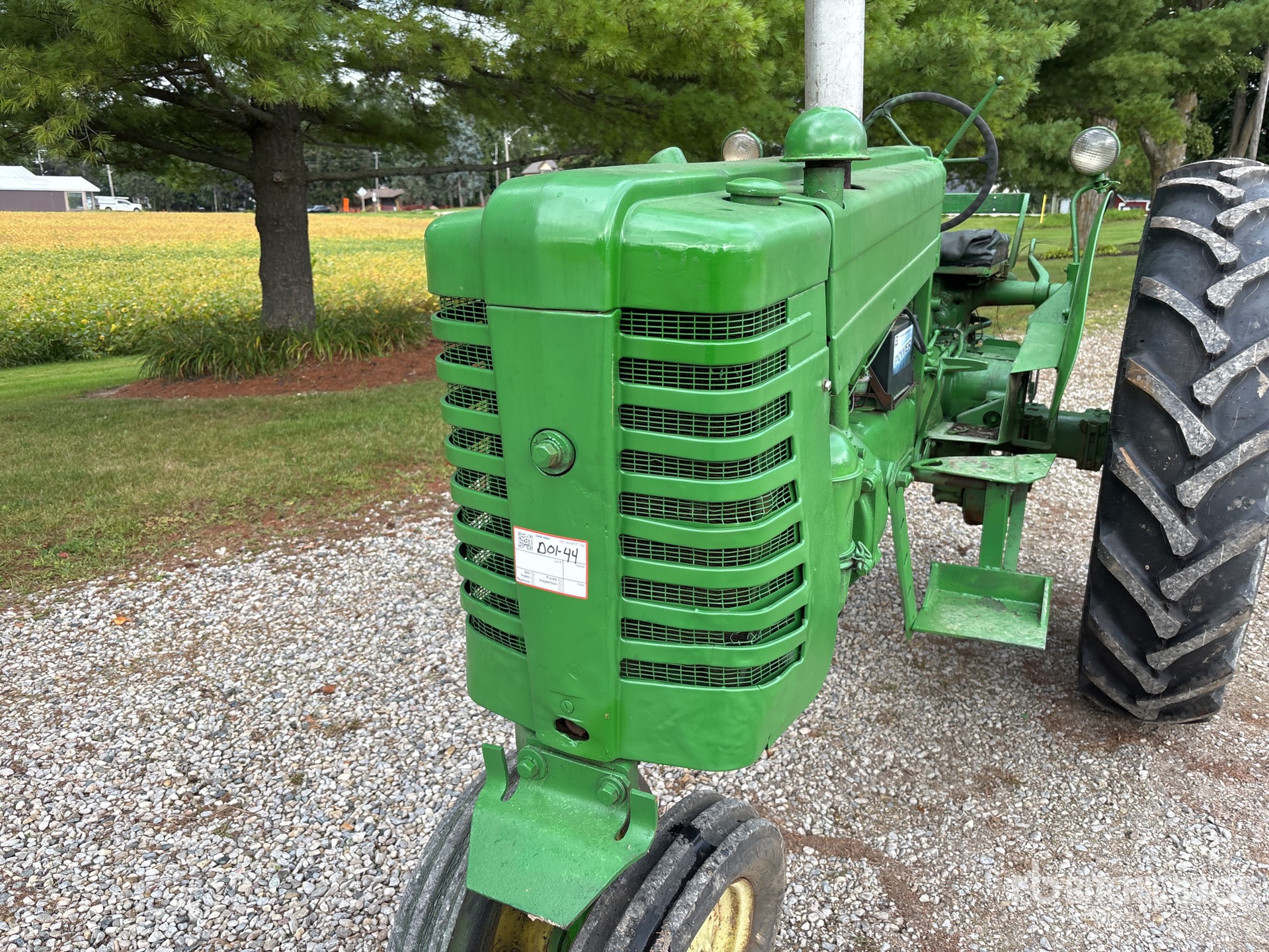 John Deere 2WD NARROW FRONT