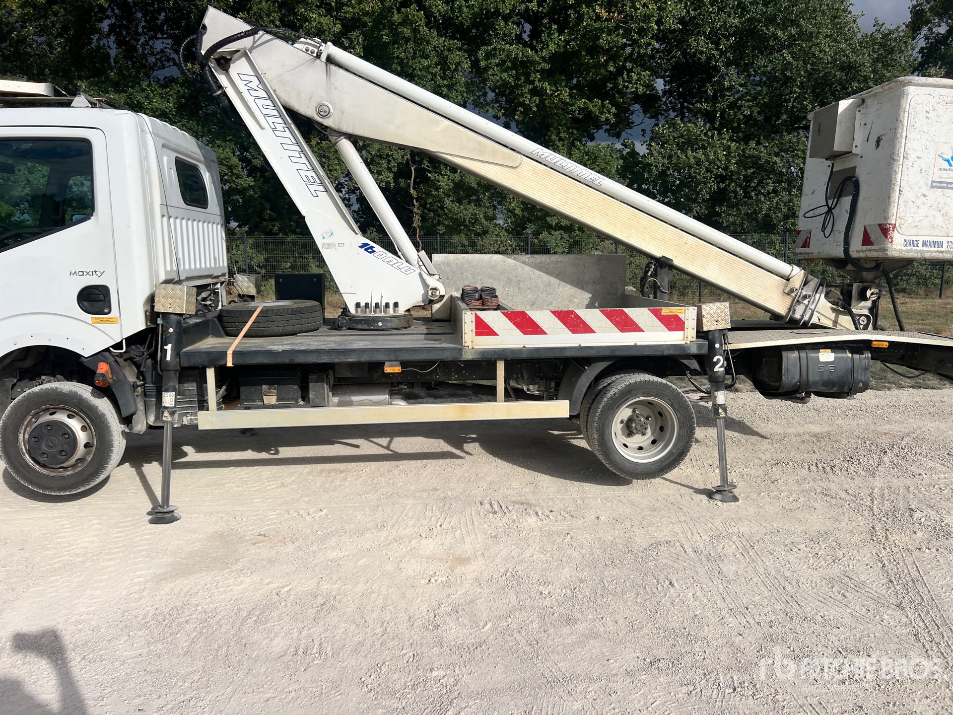 2011 Renault MAXITY 110DXI