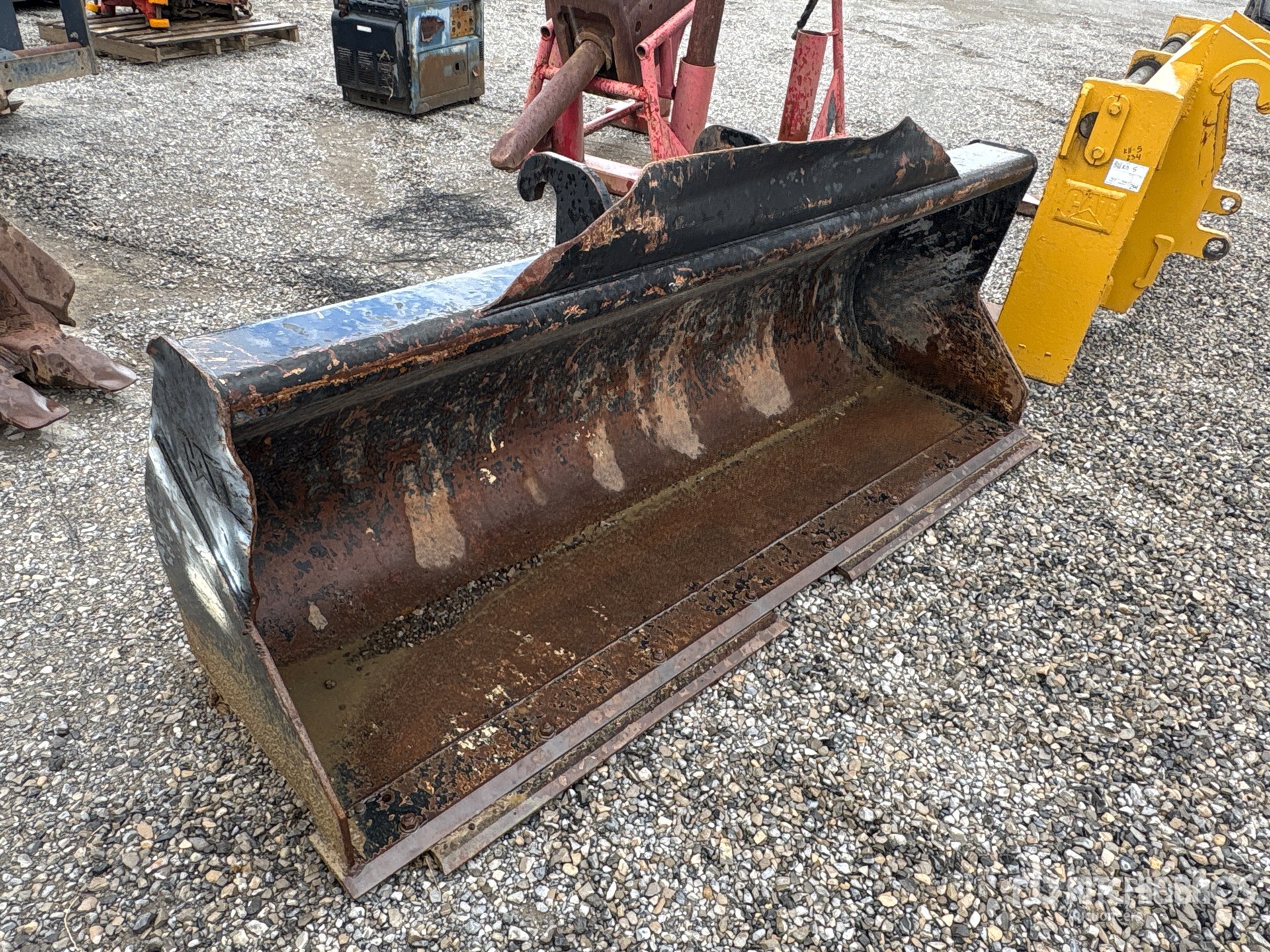 Caterpillar 95 in