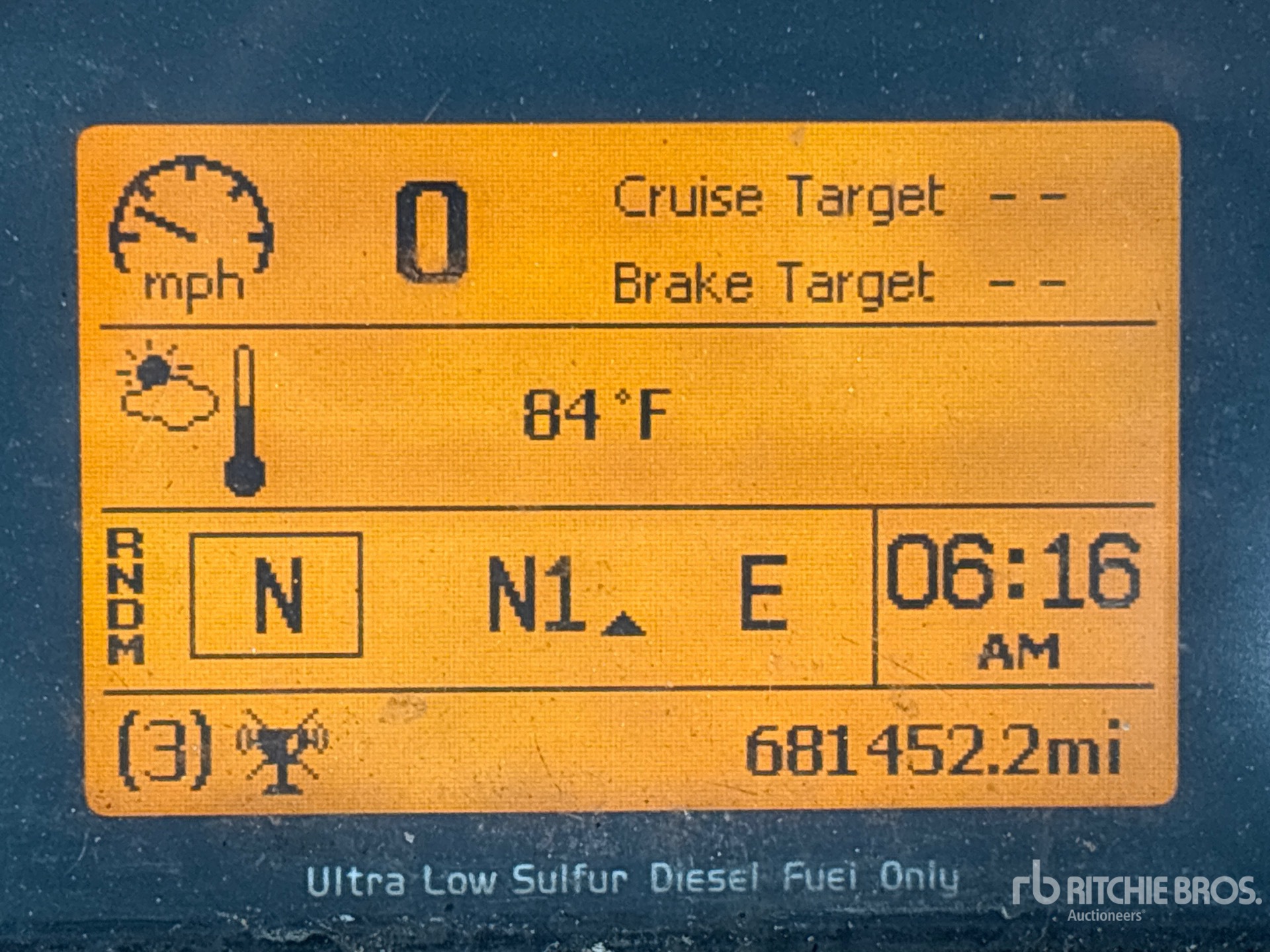 2016 Volvo VAH