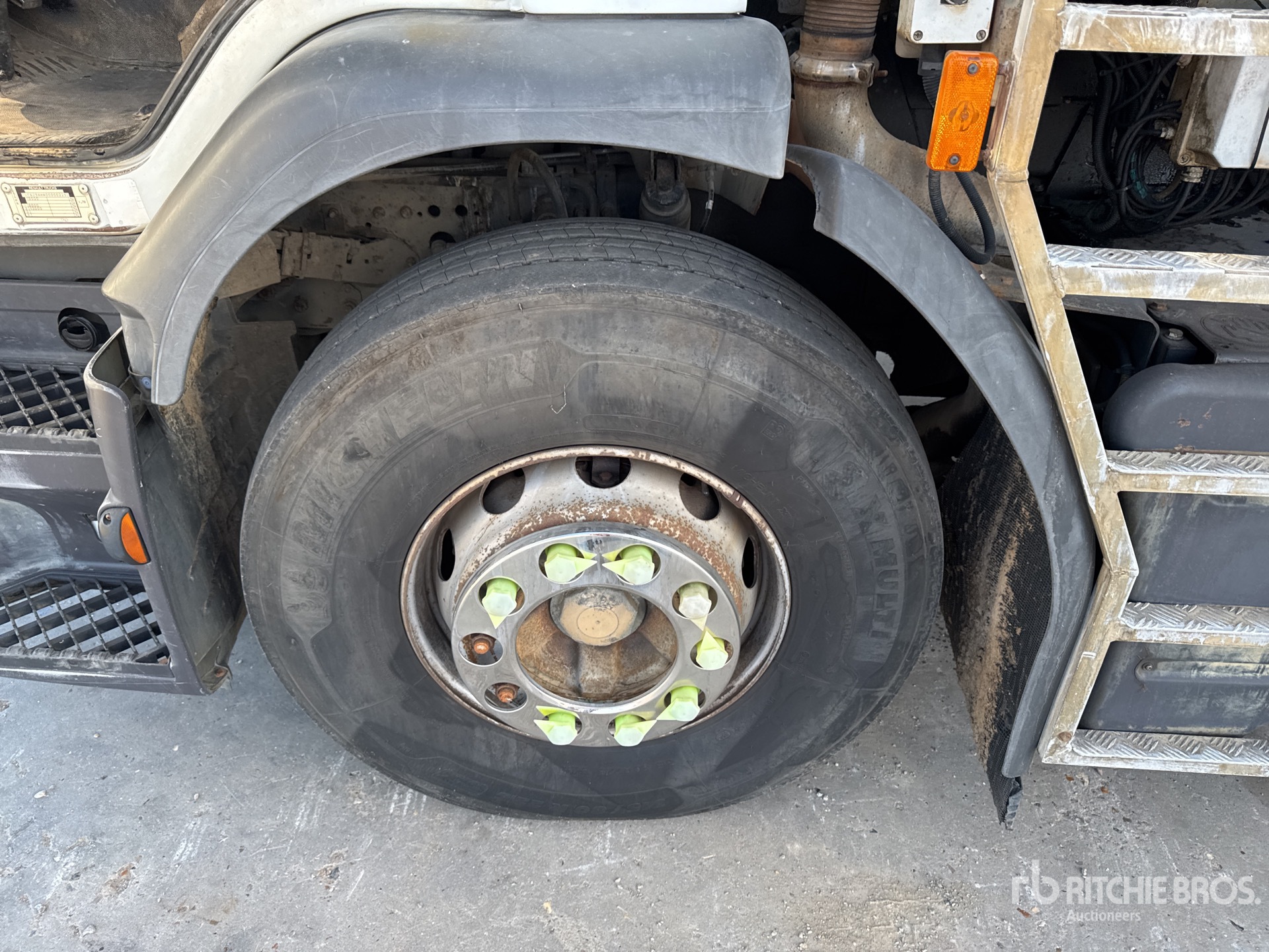 2008 Renault PREMIUM