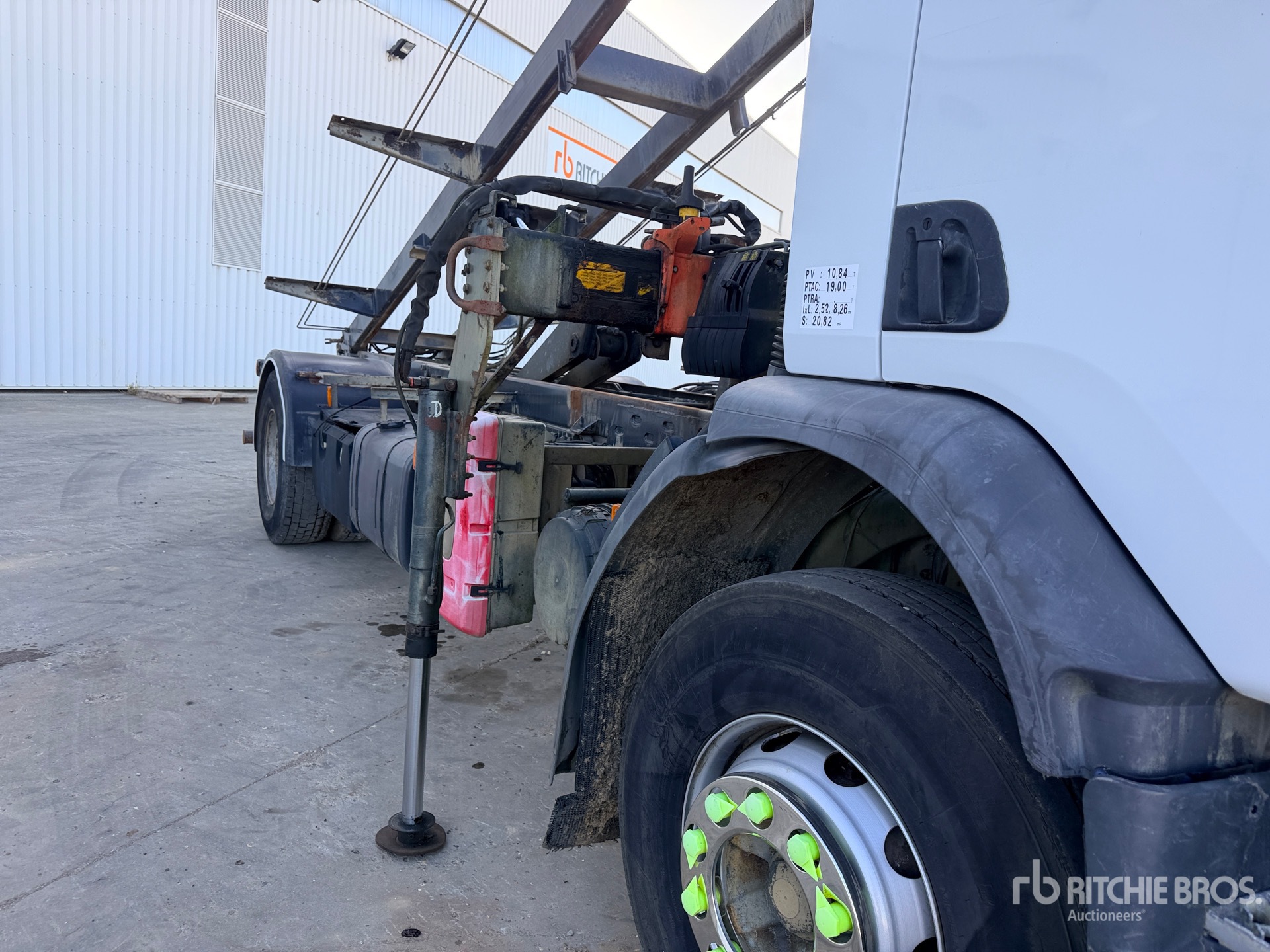 2008 Renault PREMIUM