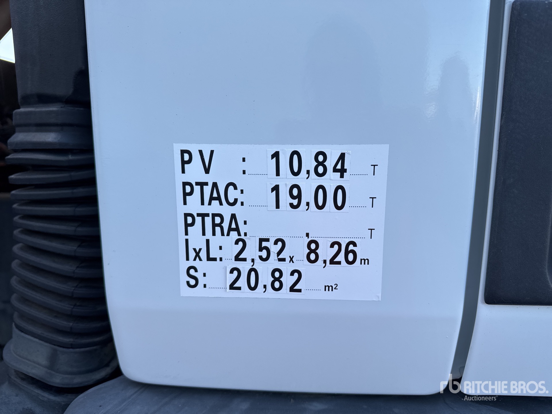 2008 Renault PREMIUM