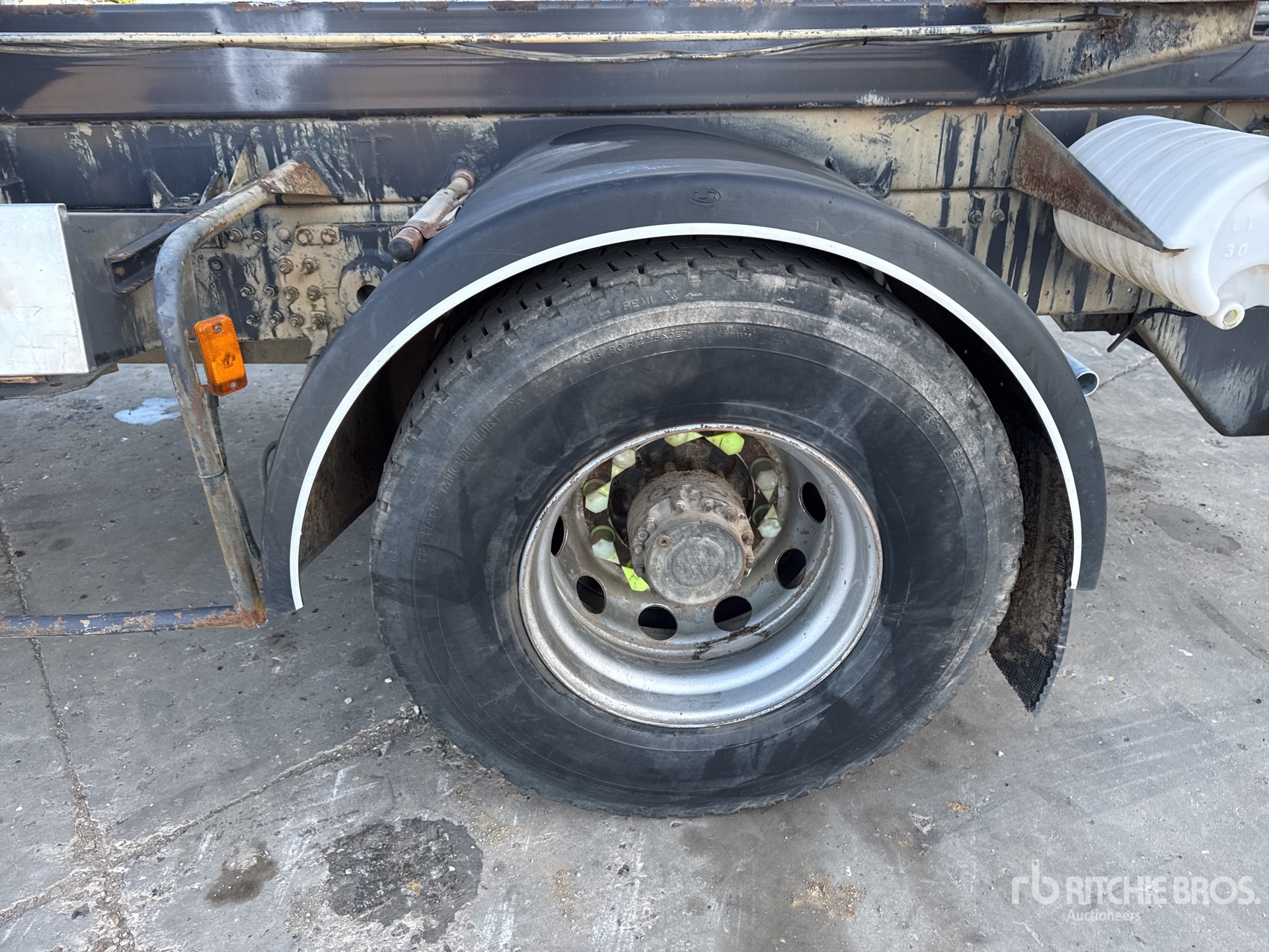 2008 Renault PREMIUM
