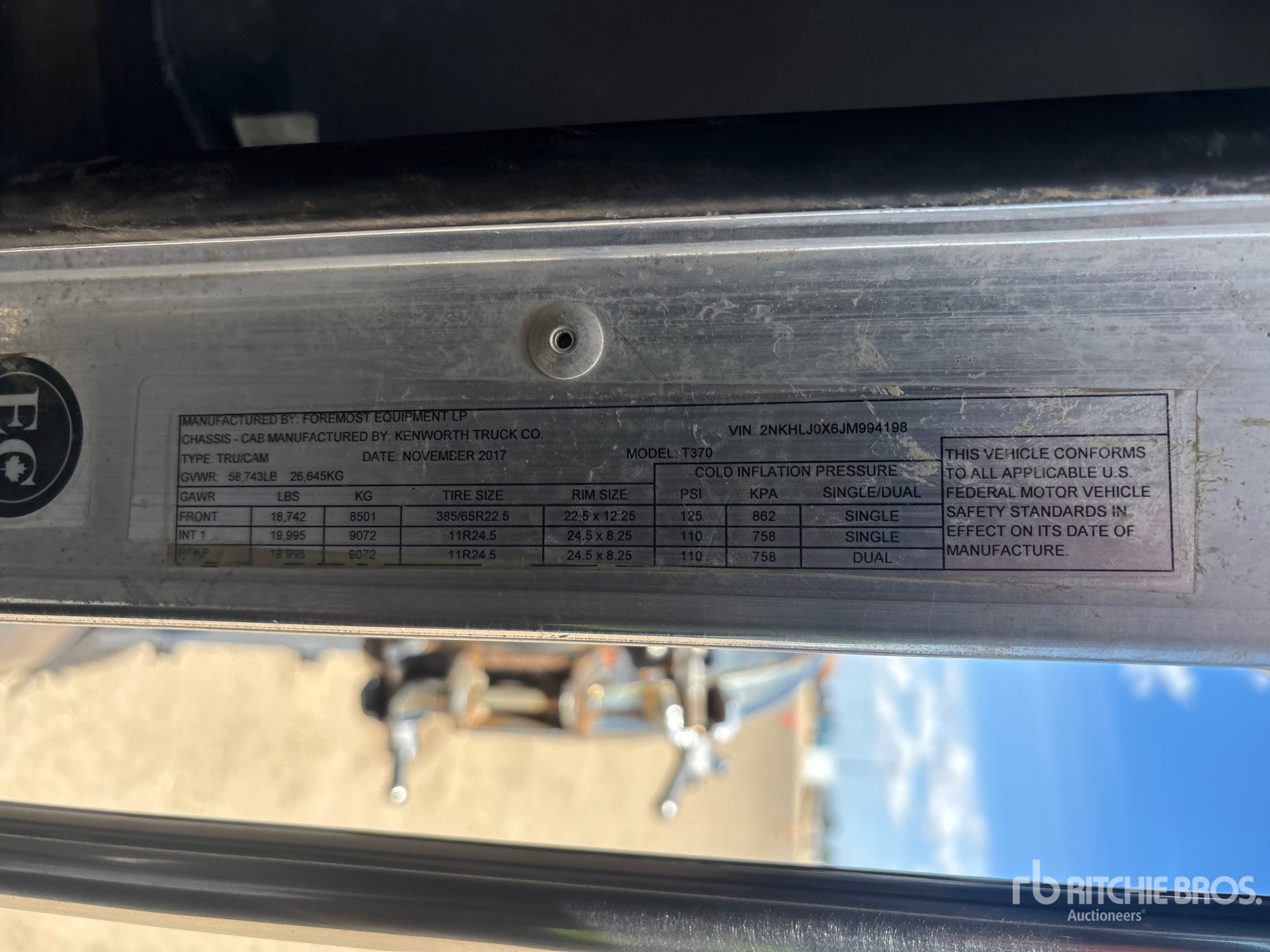 2018 Kenworth T300