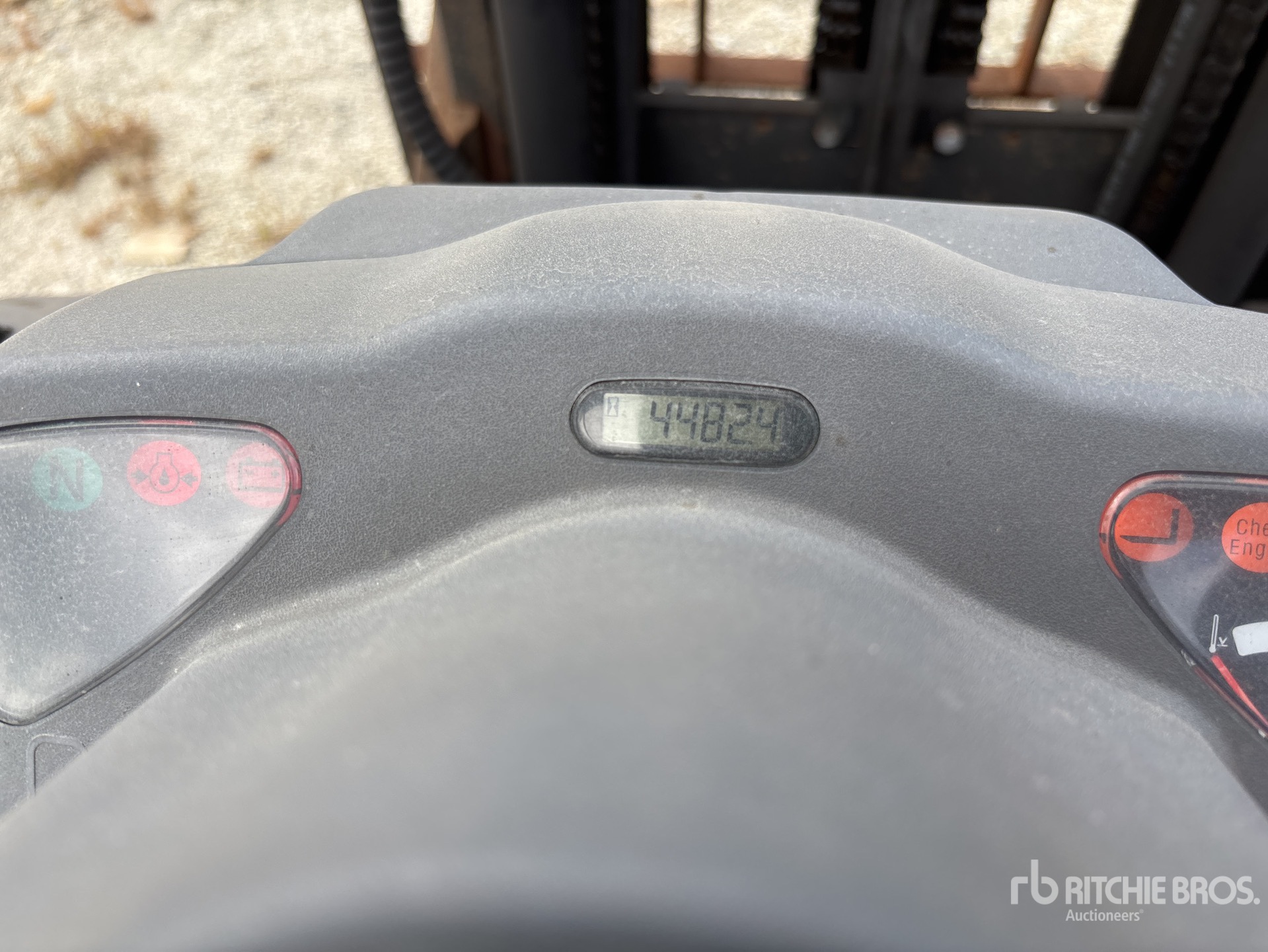 2011 Komatsu FG25
