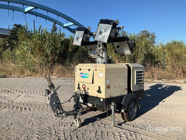 2018 Doosan V9 Light Tower