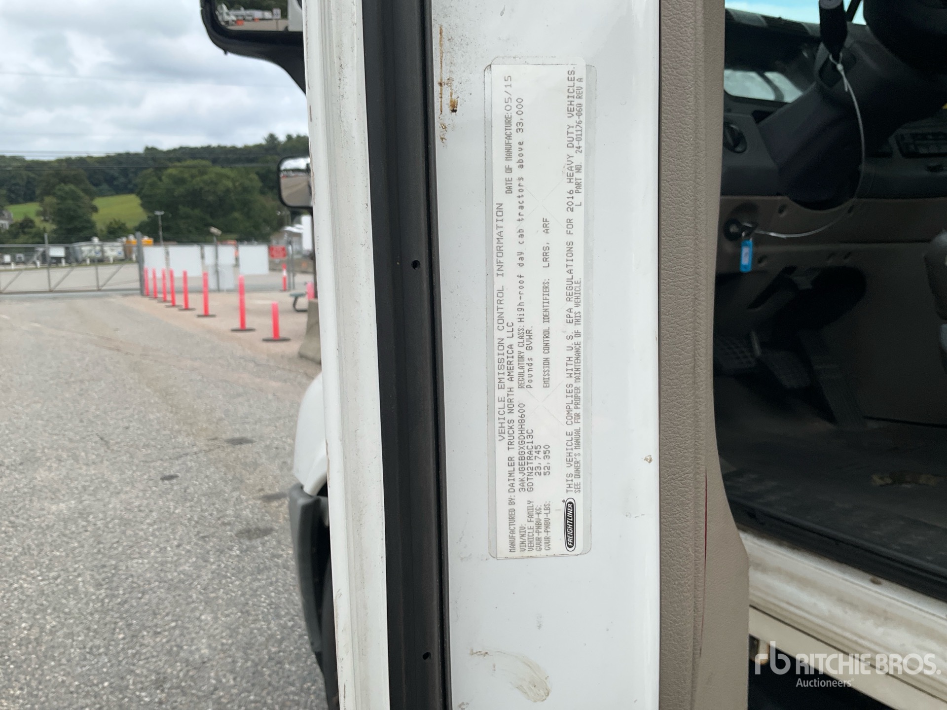 2016 Freightliner CASCADIA 125