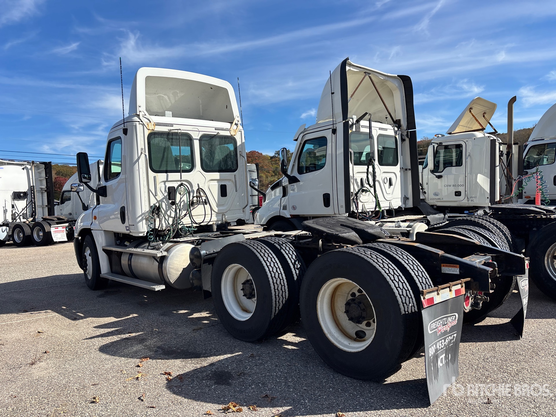 2016 Freightliner CASCADIA 125