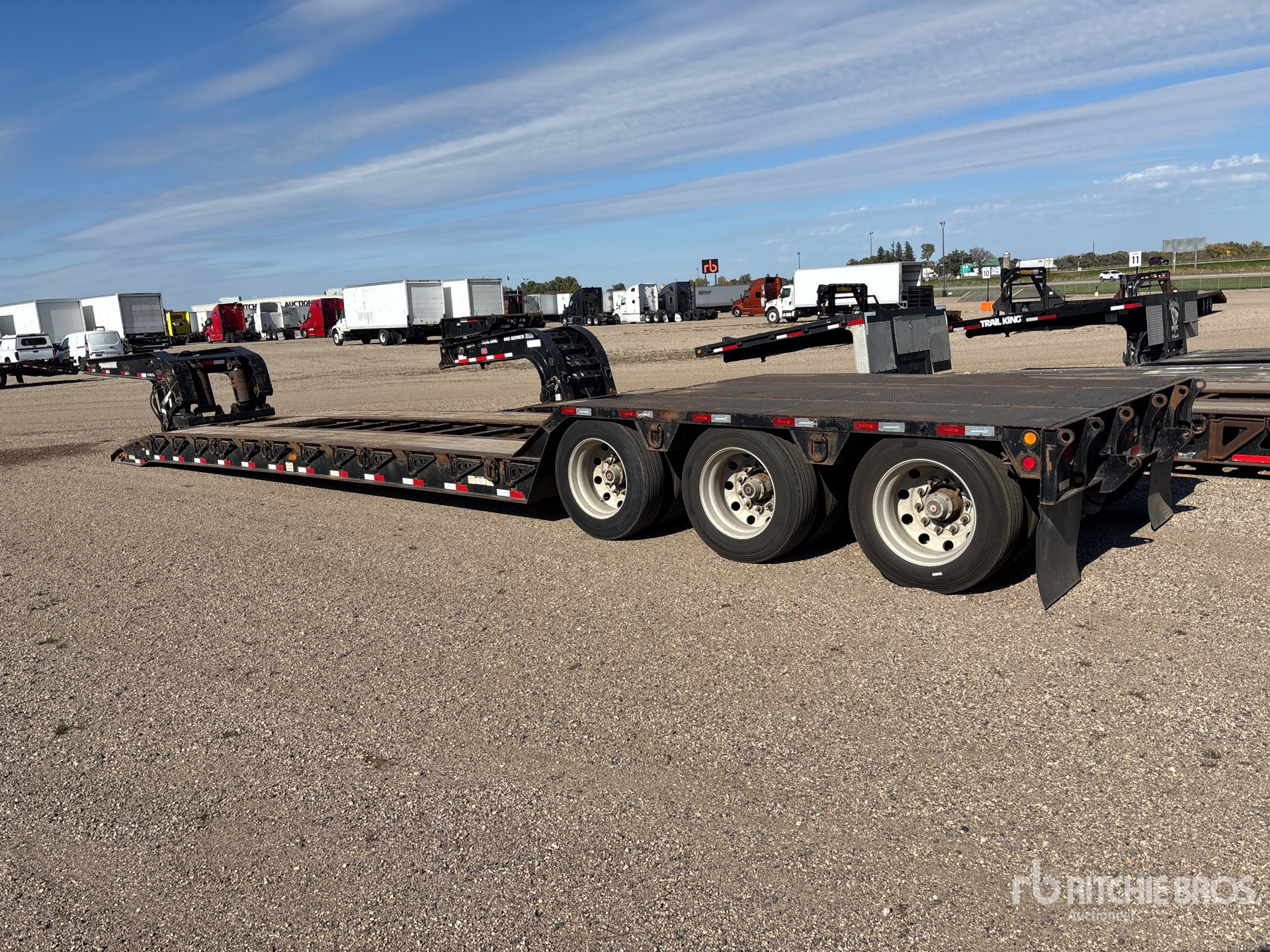2007 Towmaster T110DTG