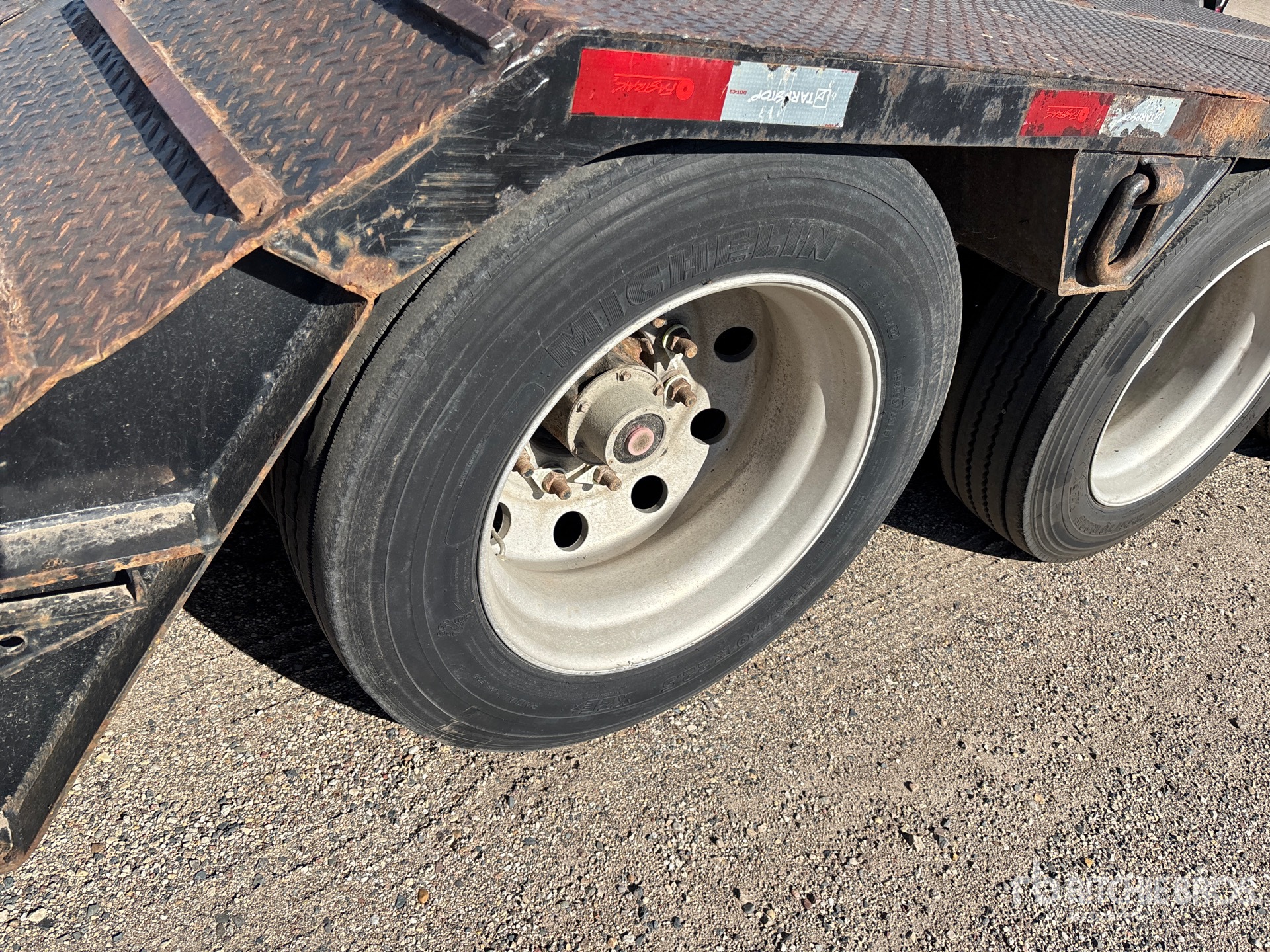 2007 Towmaster T110DTG
