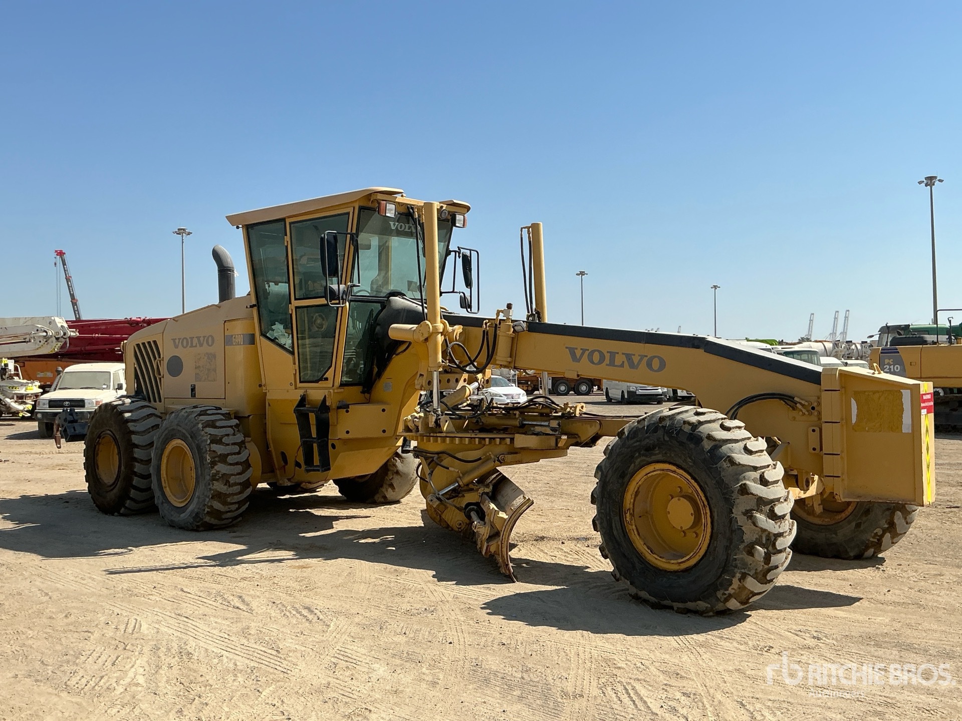 2006 Volvo G990
