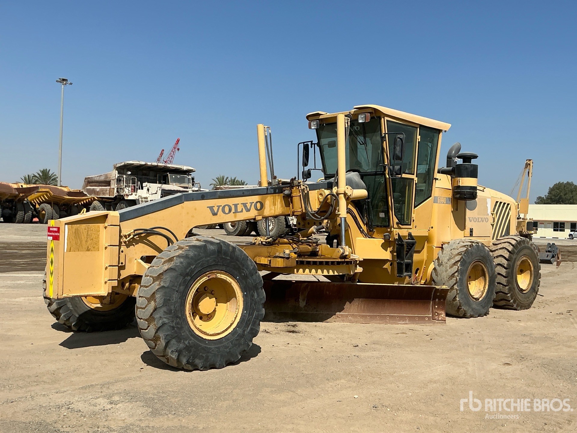 Photo of 2006 Volvo G990