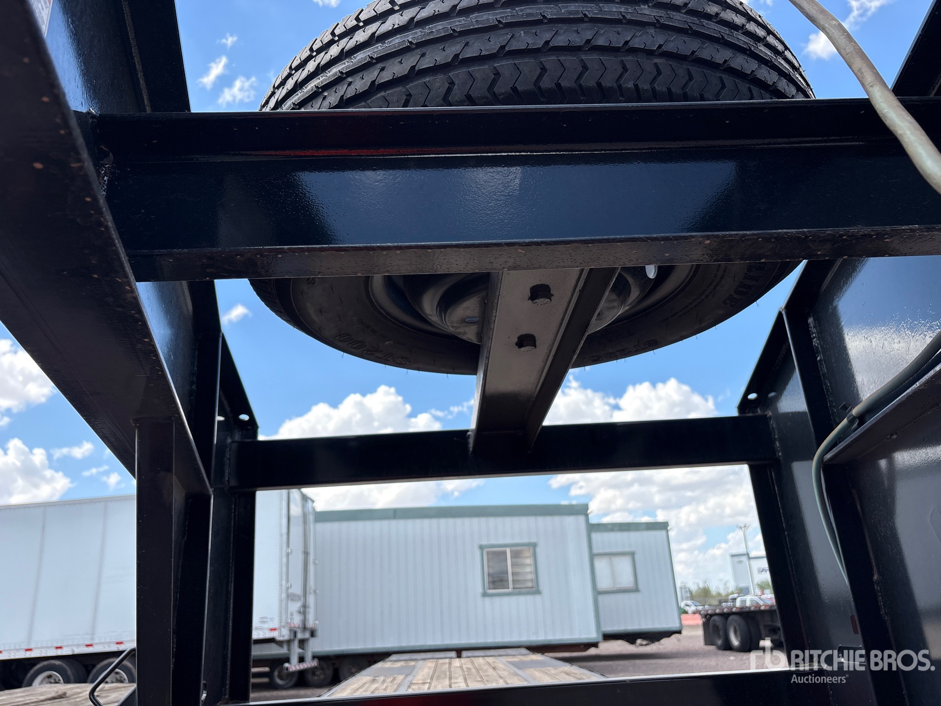 2024 Big Tex 40 ft T/A Gooseneck