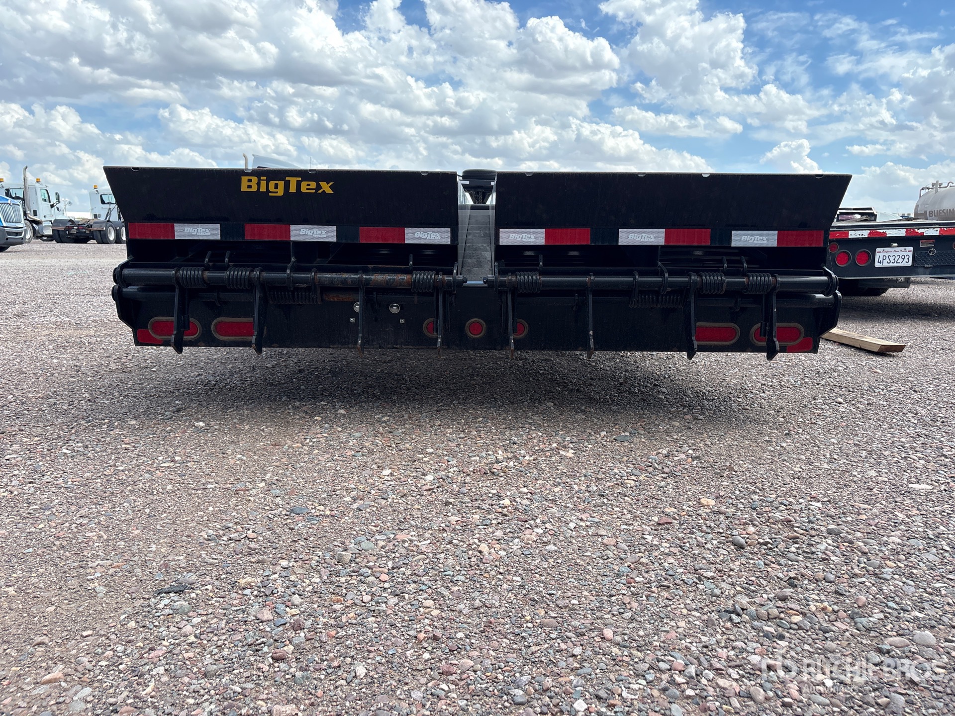 2024 Big Tex 40 ft T/A Gooseneck