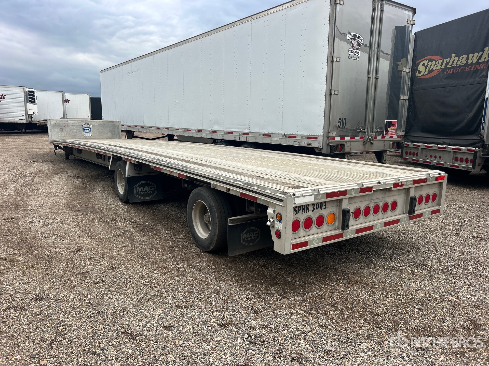 2018 Mac 53 ft T/A Spread Axle