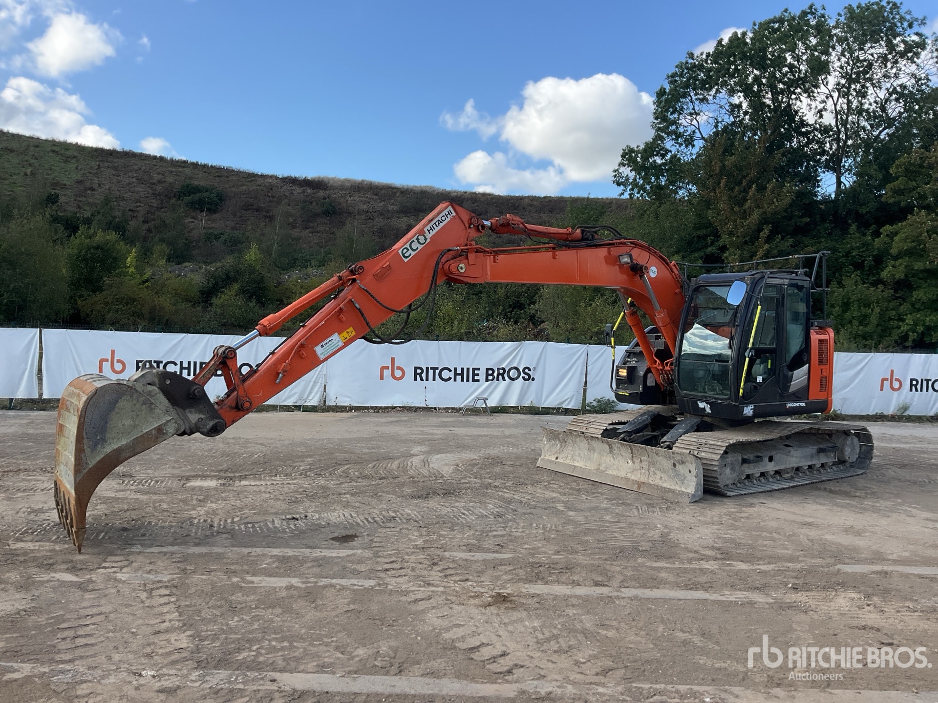 2019 Hitachi ZX135US-5