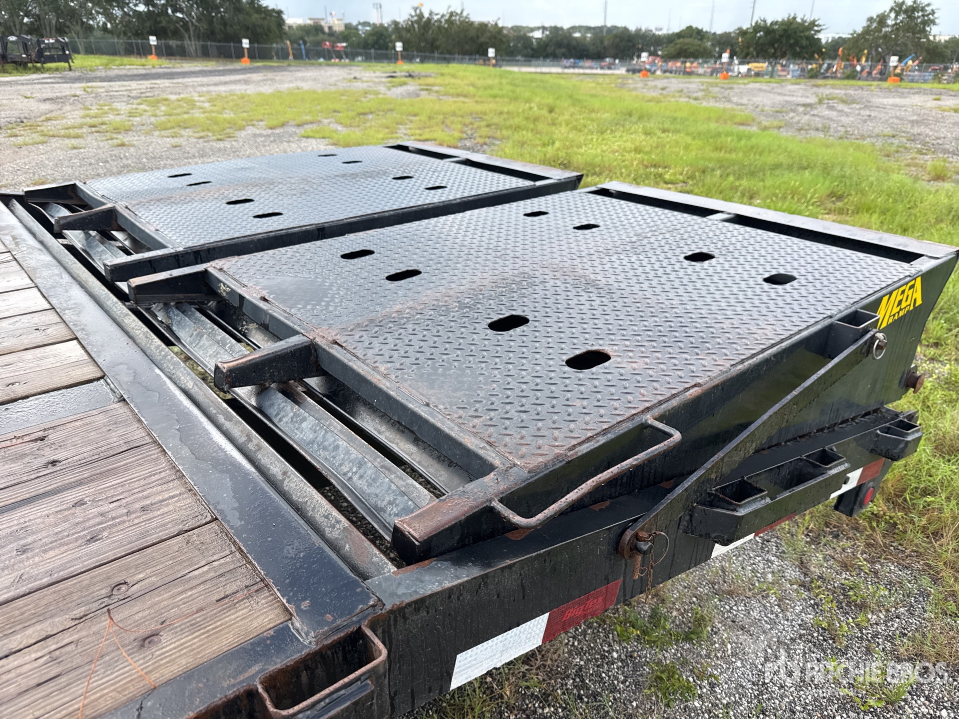 2022 Big Tex 22GN25BK+5