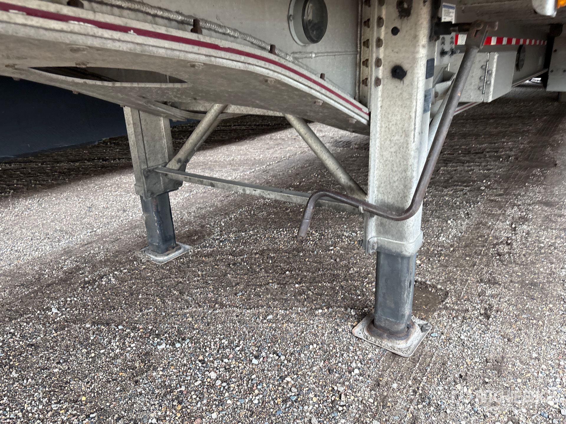 2020 Mac 53 ft T/A Spread Axle
