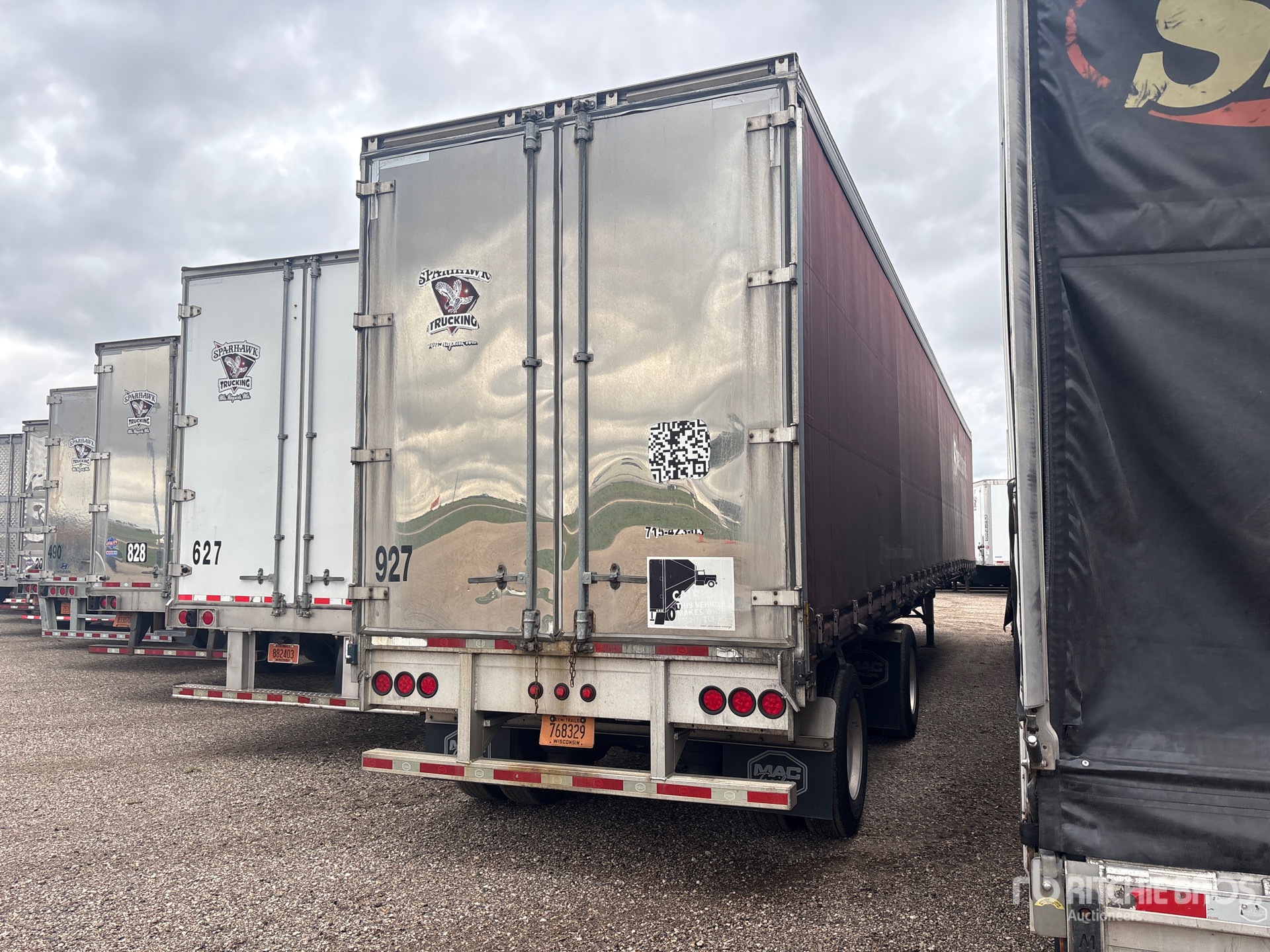 2020 Mac 53 ft T/A Spread Axle