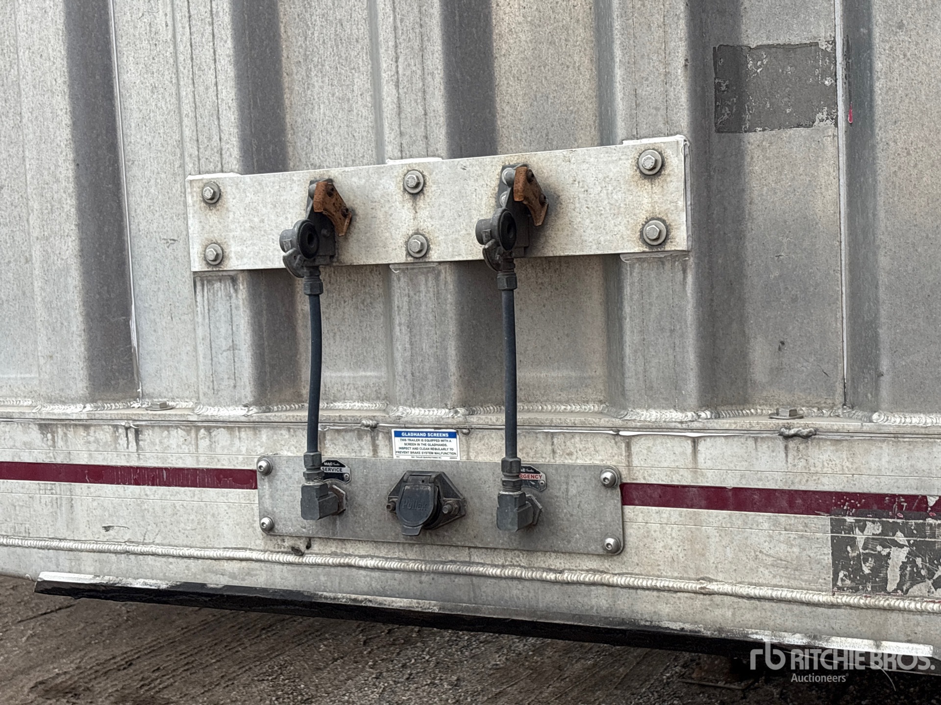 2020 Mac 53 ft T/A Spread Axle