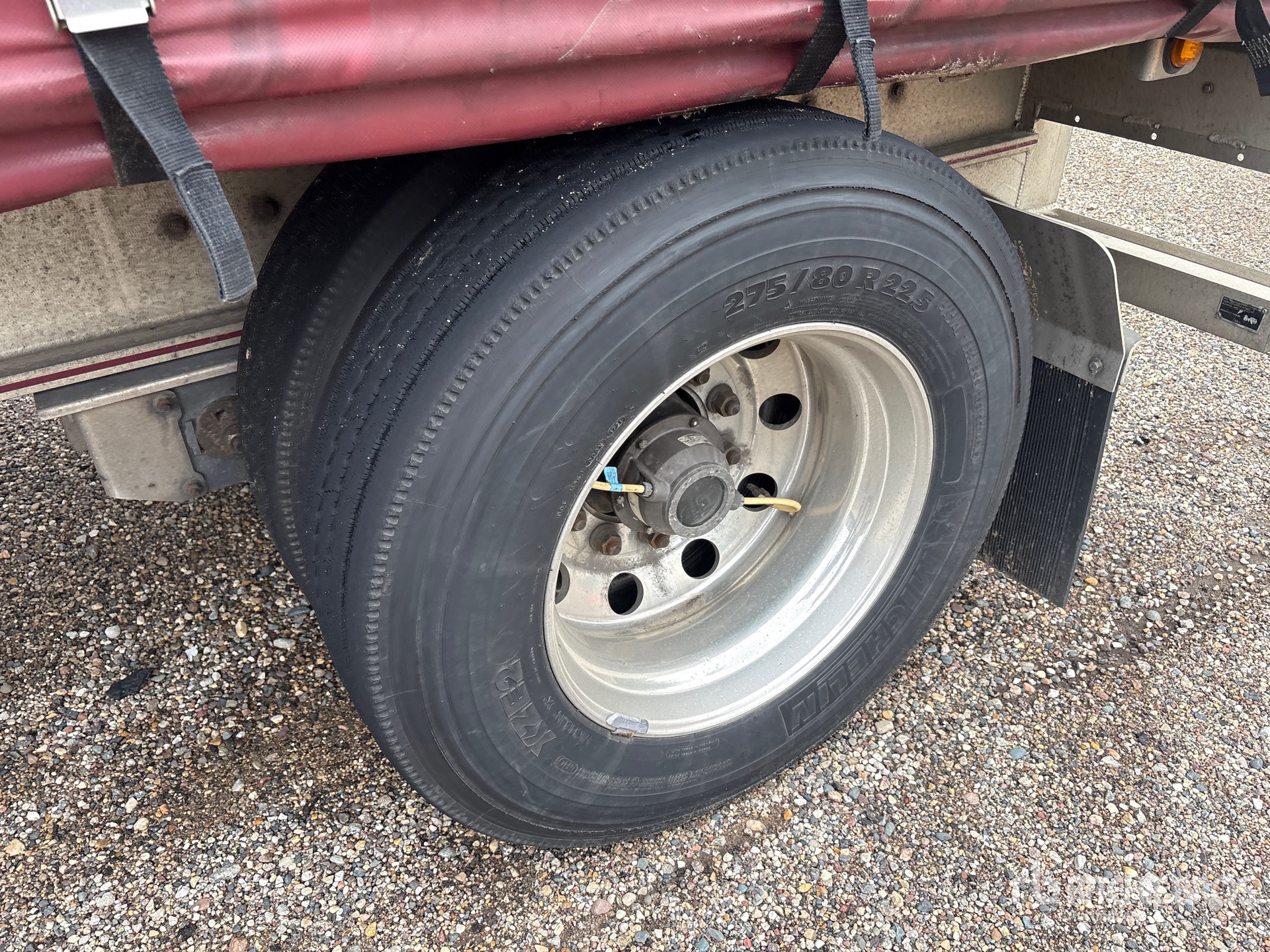 2020 Mac 53 ft T/A Spread Axle