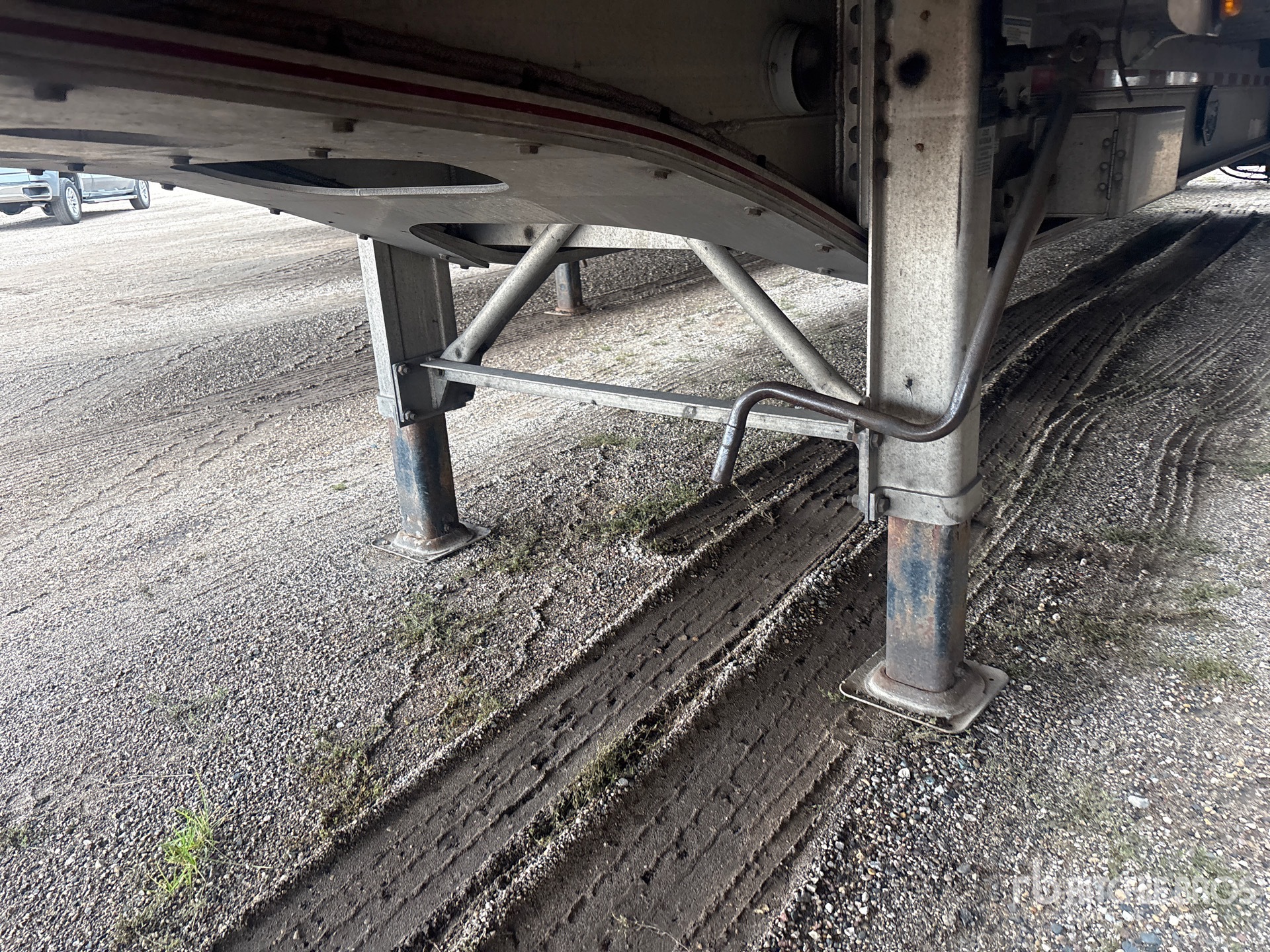2020 Mac 53 ft T/A Spread Axle
