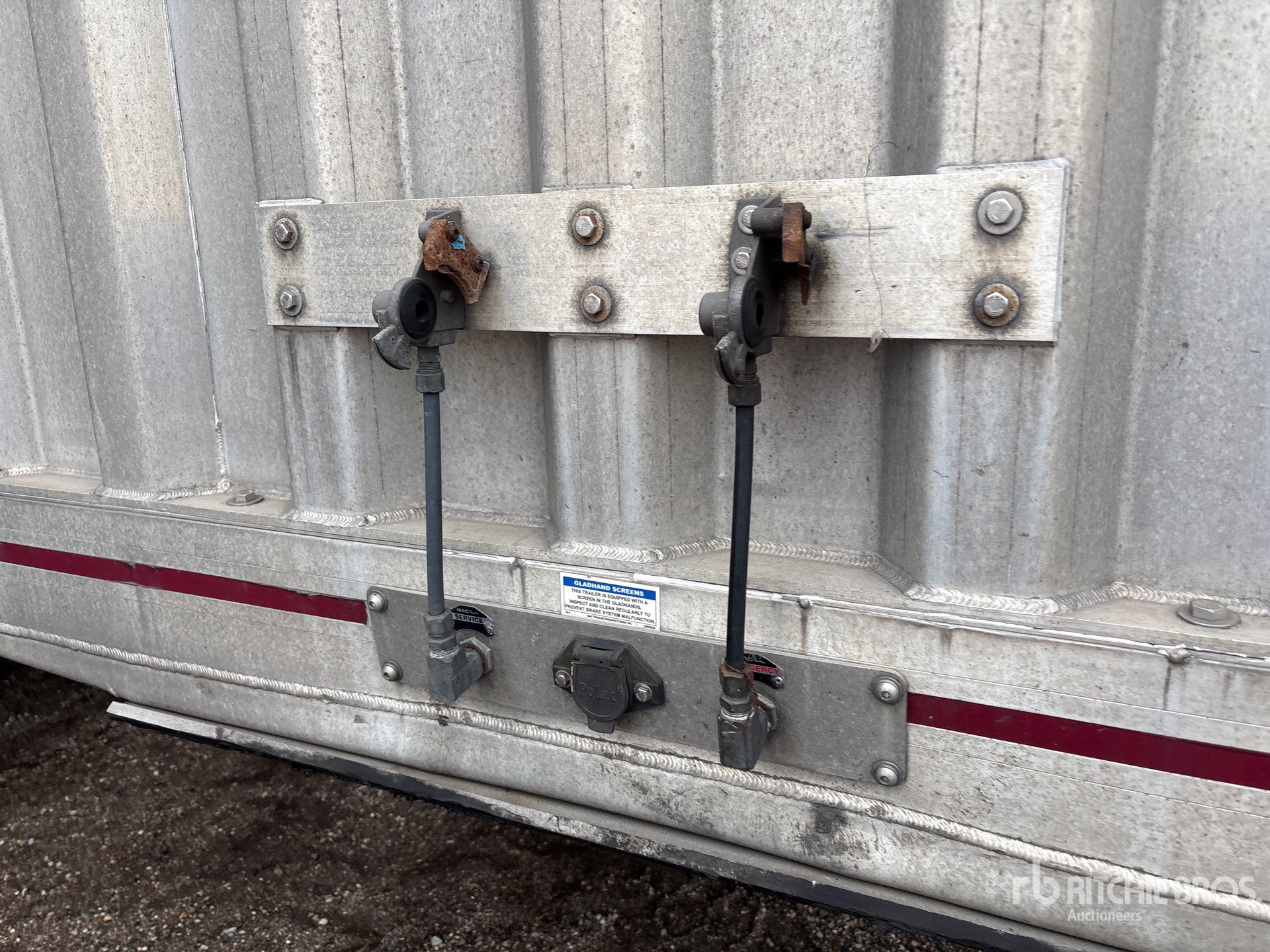 2020 Mac 53 ft T/A Spread Axle