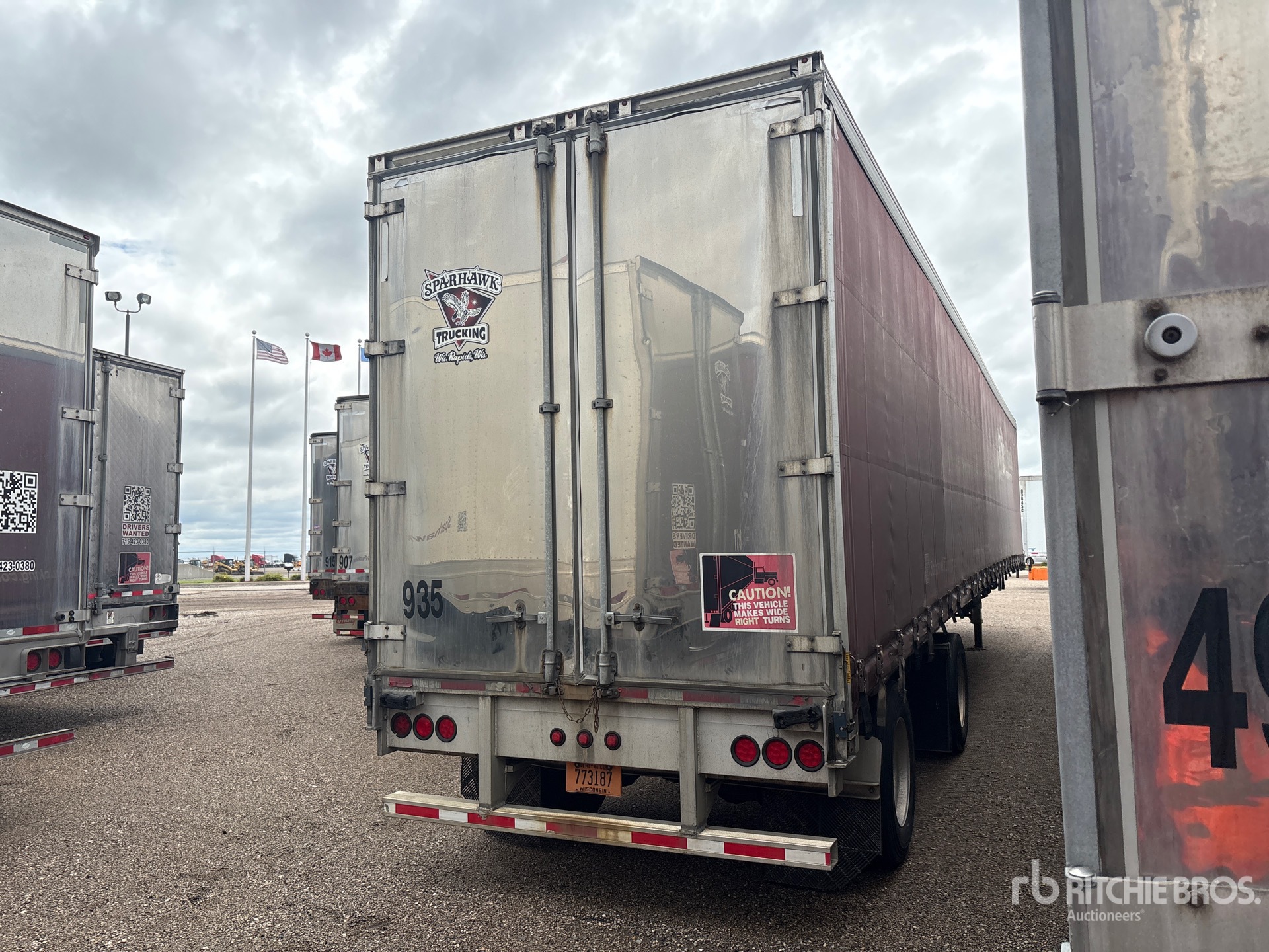 2020 Mac 53 ft T/A Spread Axle